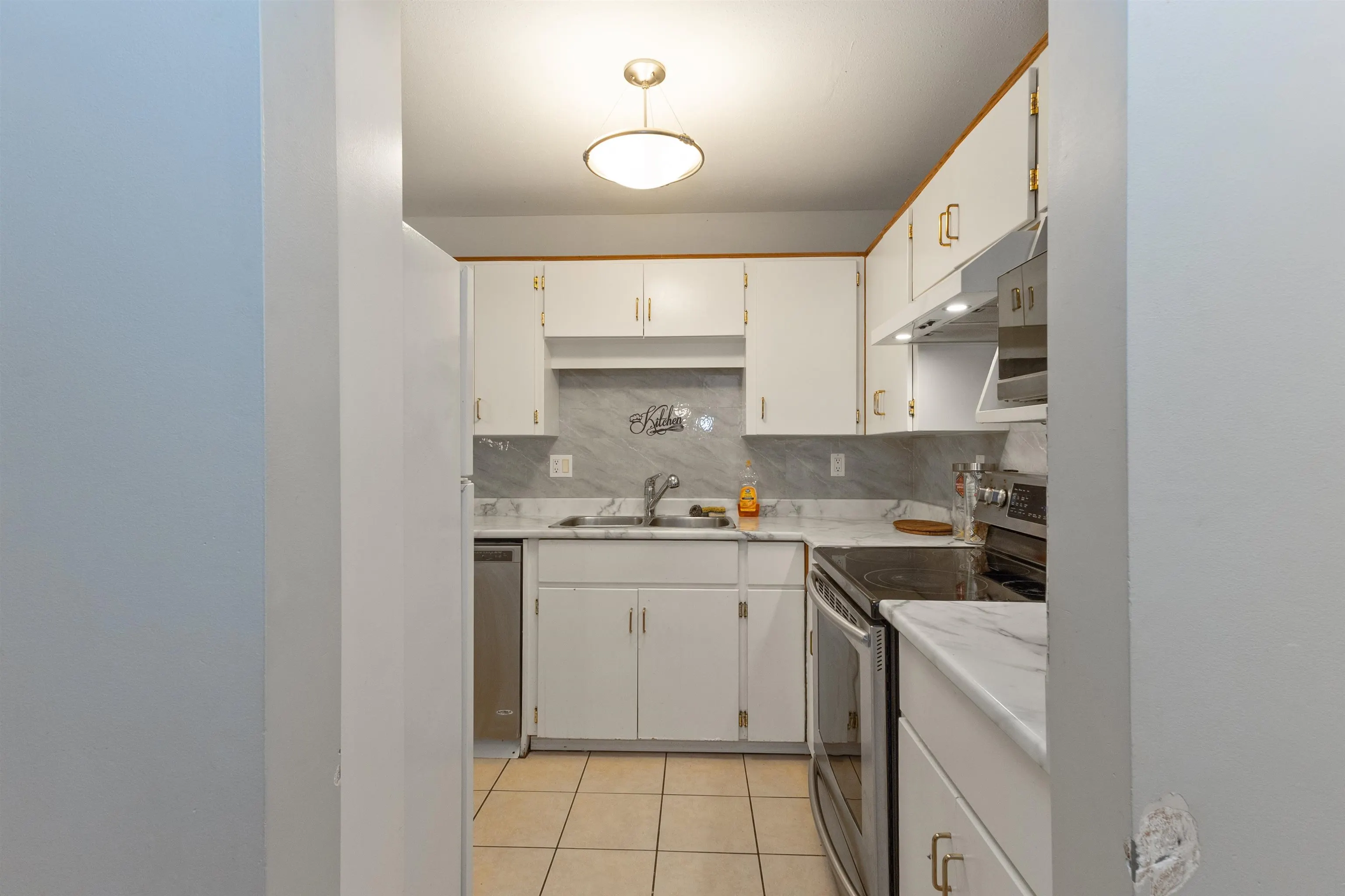 101 2780 Ware Street