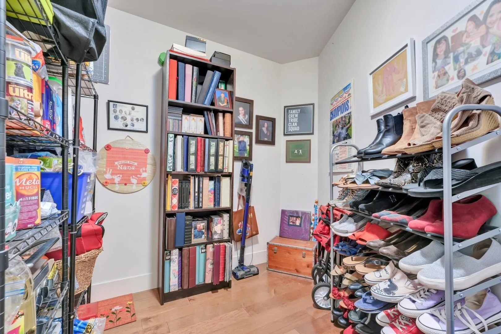 202 857 W 15th Street