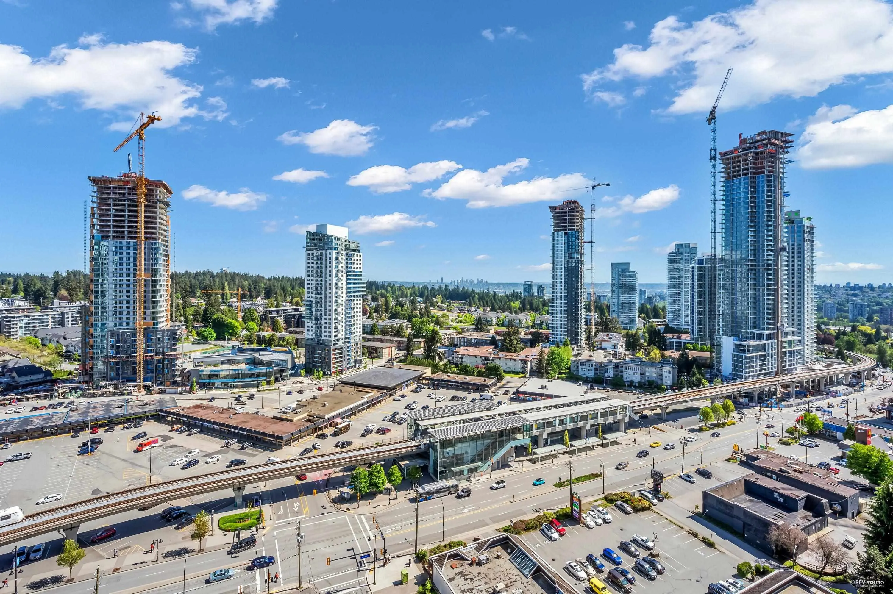 2508 520 Como Lake Avenue