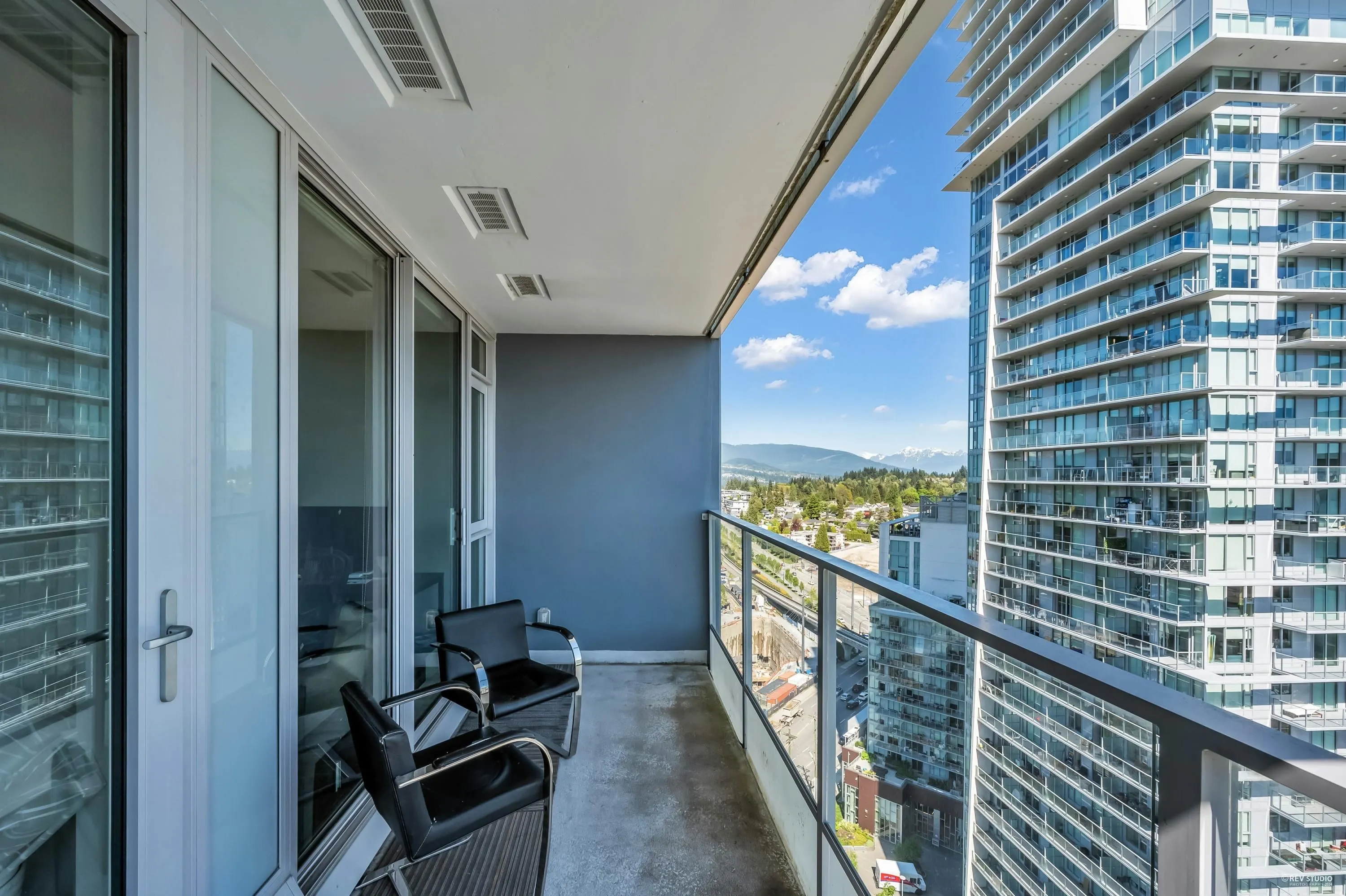 2508 520 Como Lake Avenue