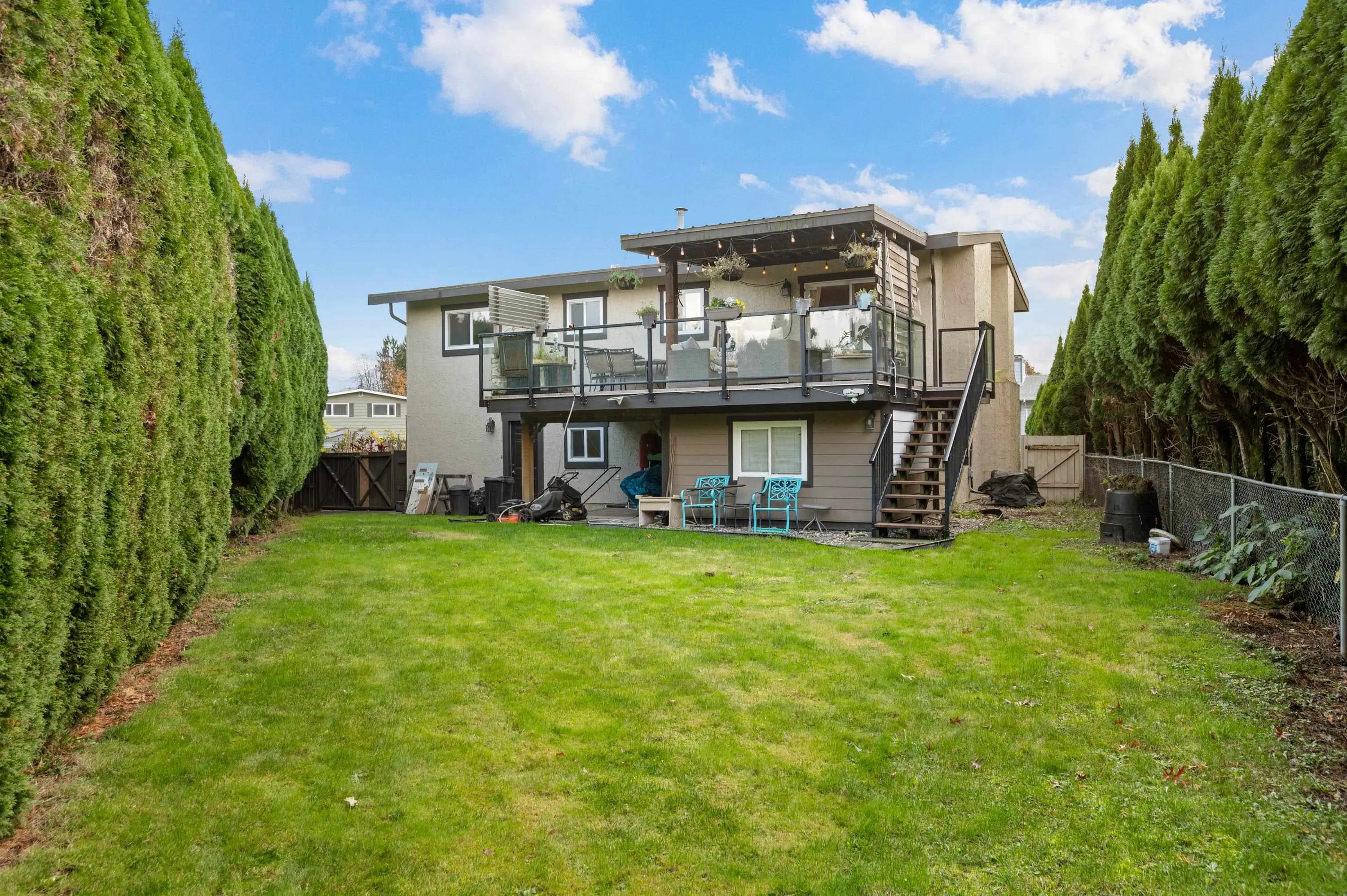 45305 Paisley Avenue