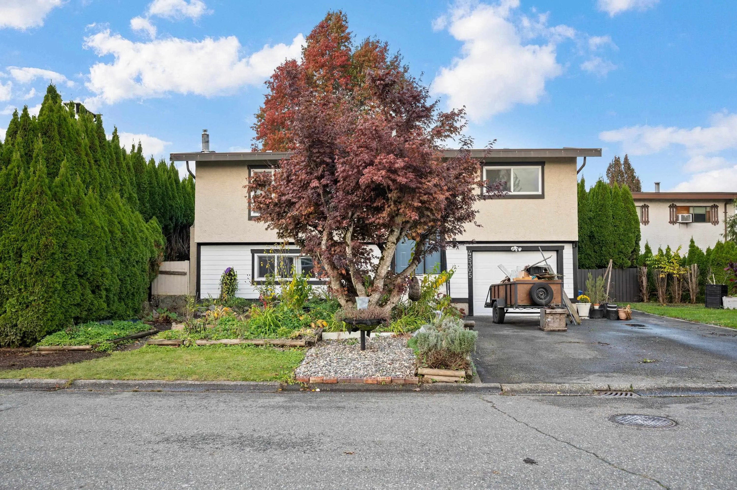 45305 Paisley Avenue