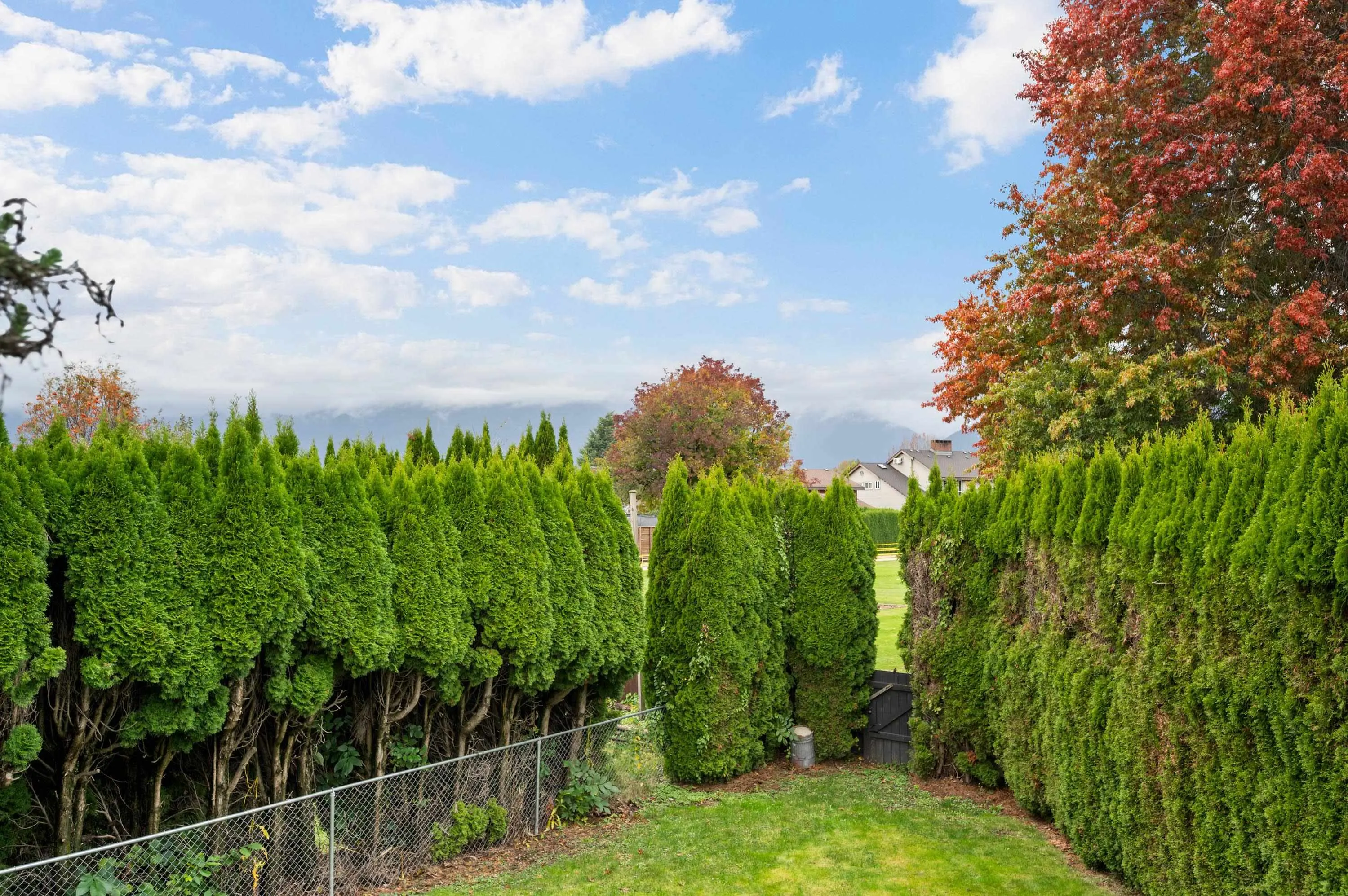 45305 Paisley Avenue