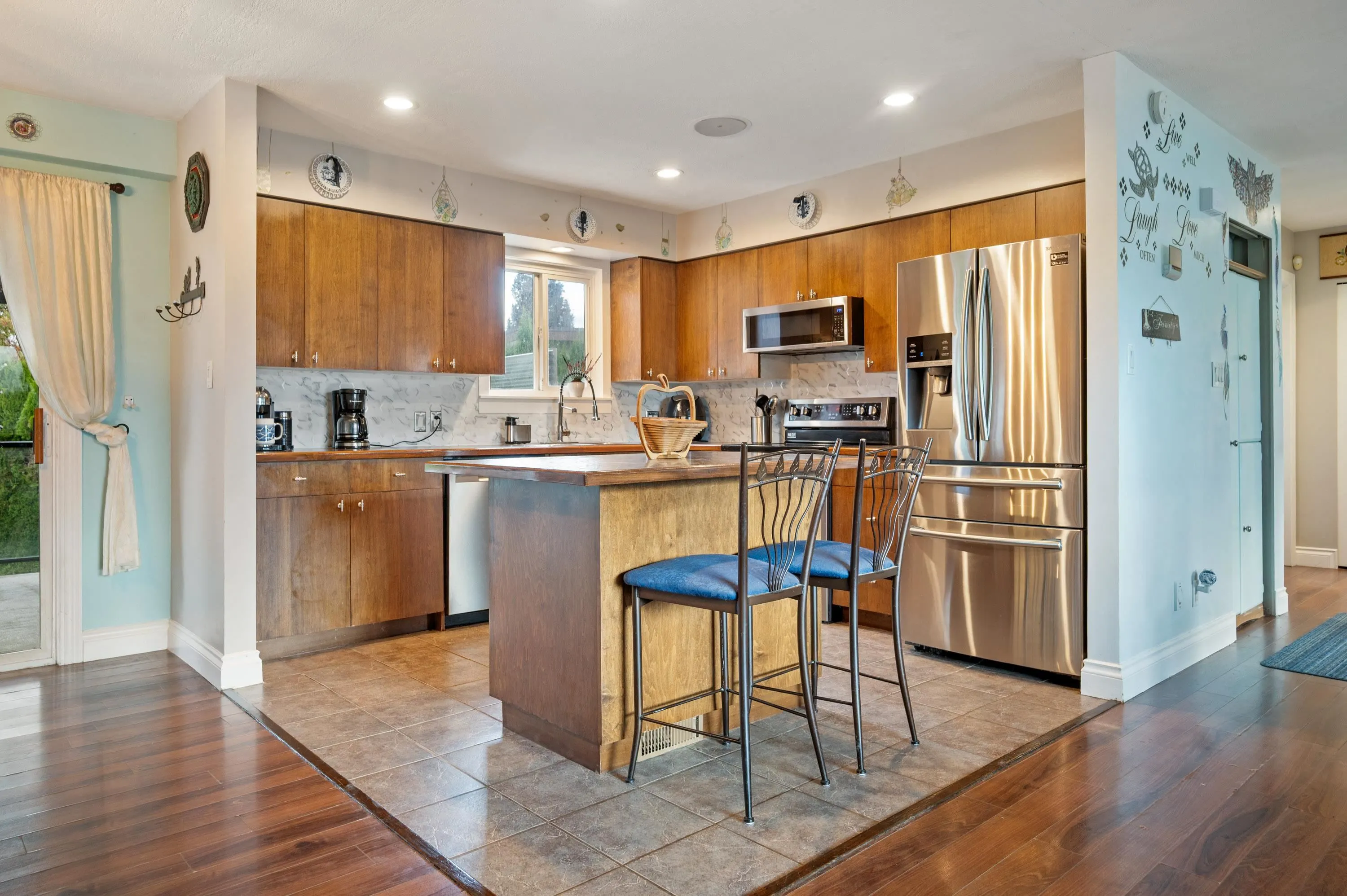 45305 Paisley Avenue