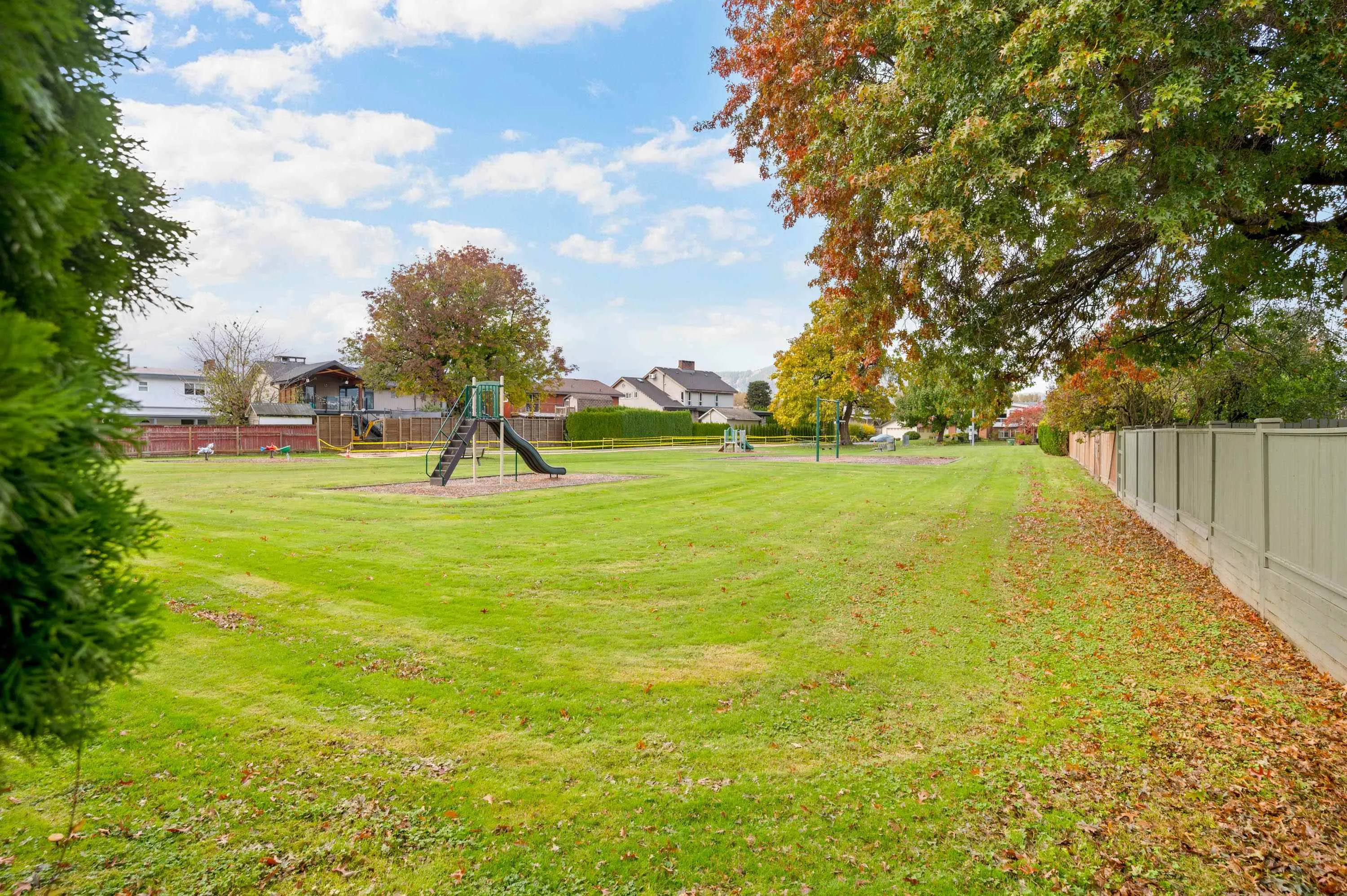 45305 Paisley Avenue