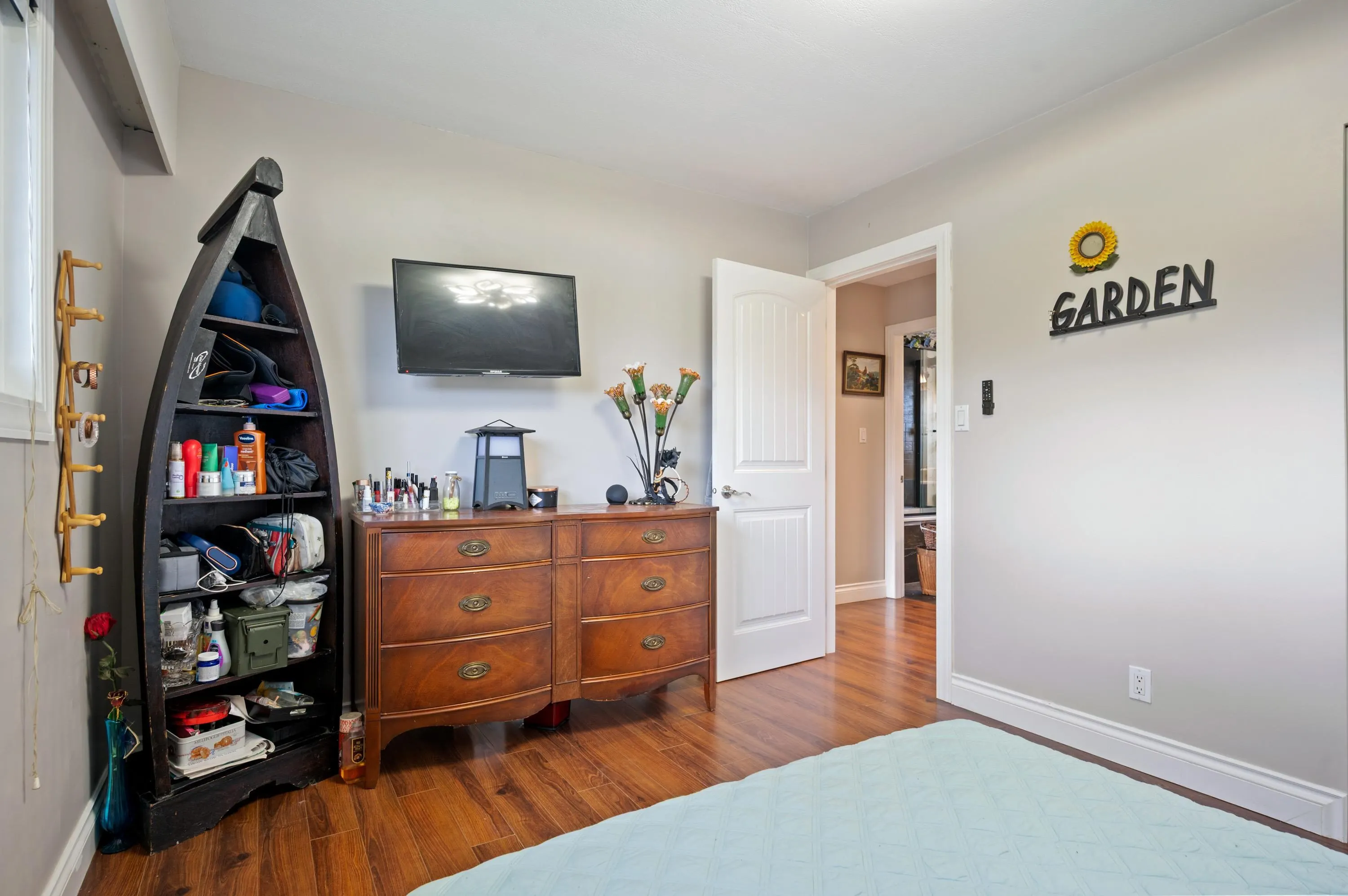 45305 Paisley Avenue