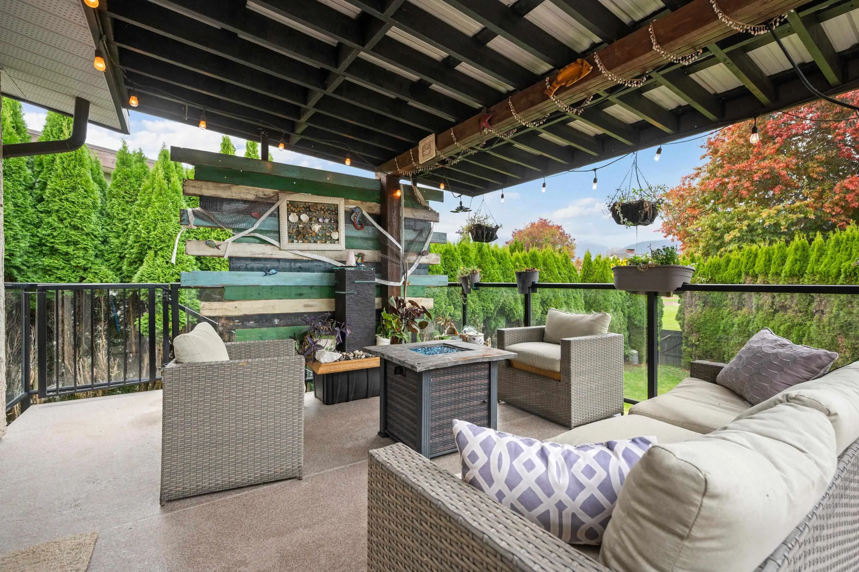 45305 Paisley Avenue