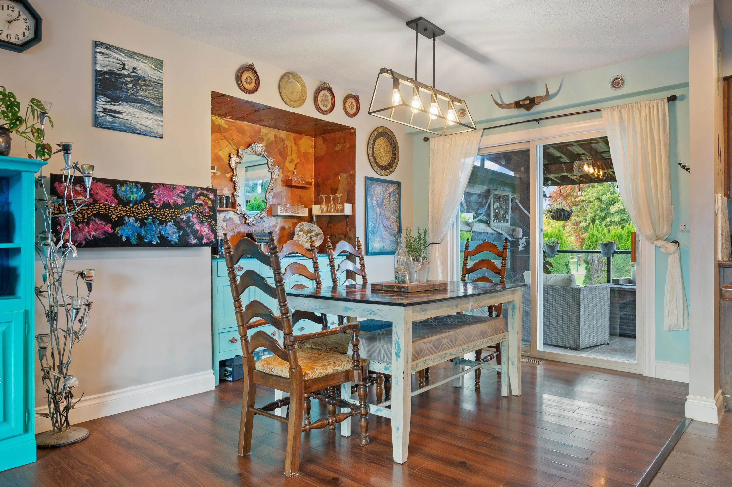 45305 Paisley Avenue