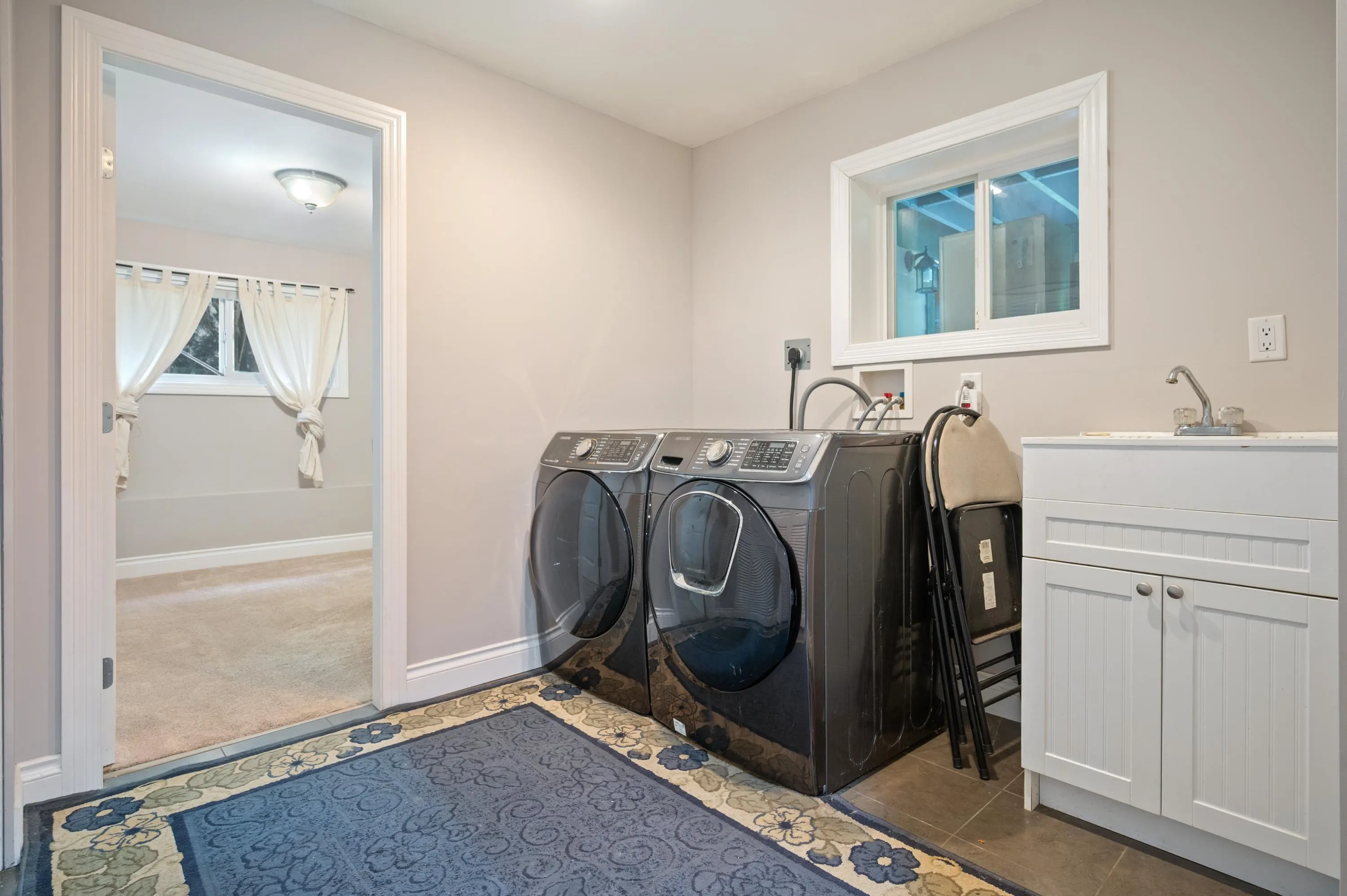 45305 Paisley Avenue