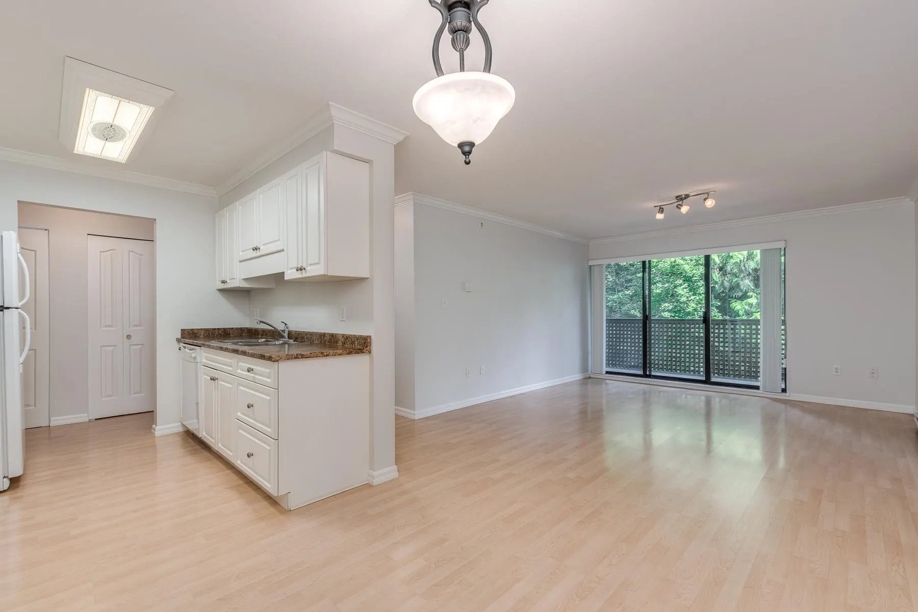 205 1200 Pacific Street