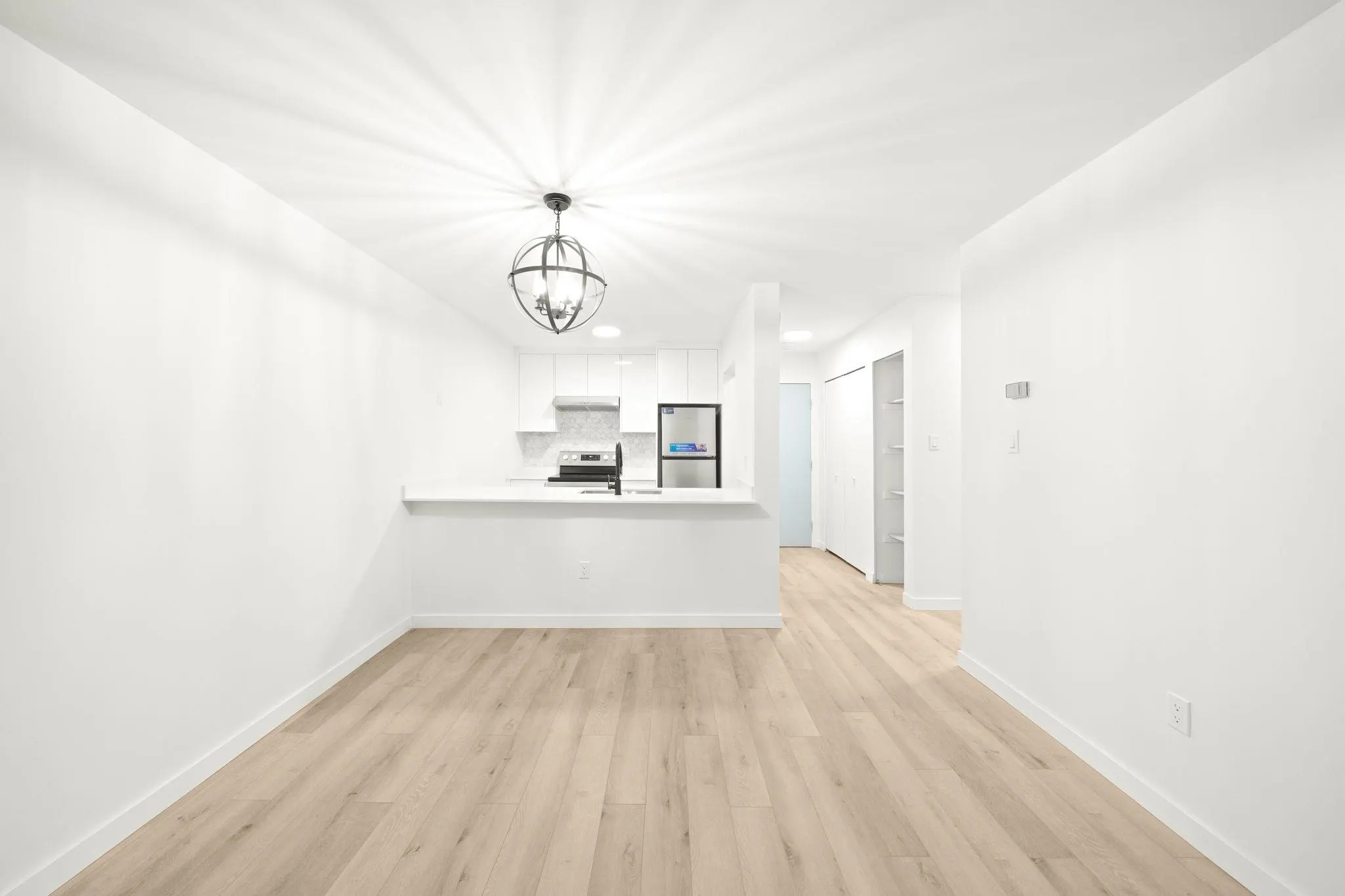 207 360 E 2nd Street