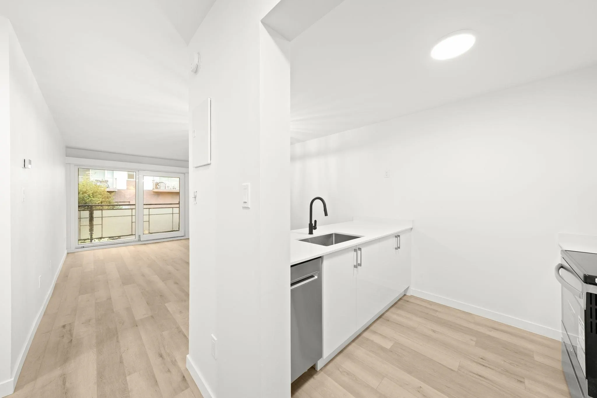 207 360 E 2nd Street