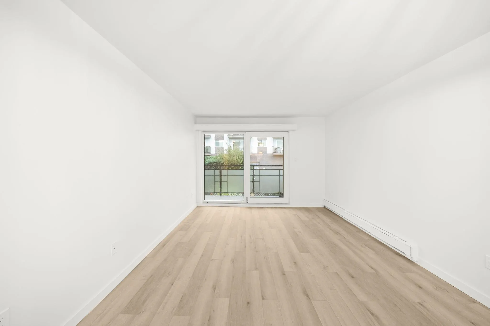 207 360 E 2nd Street