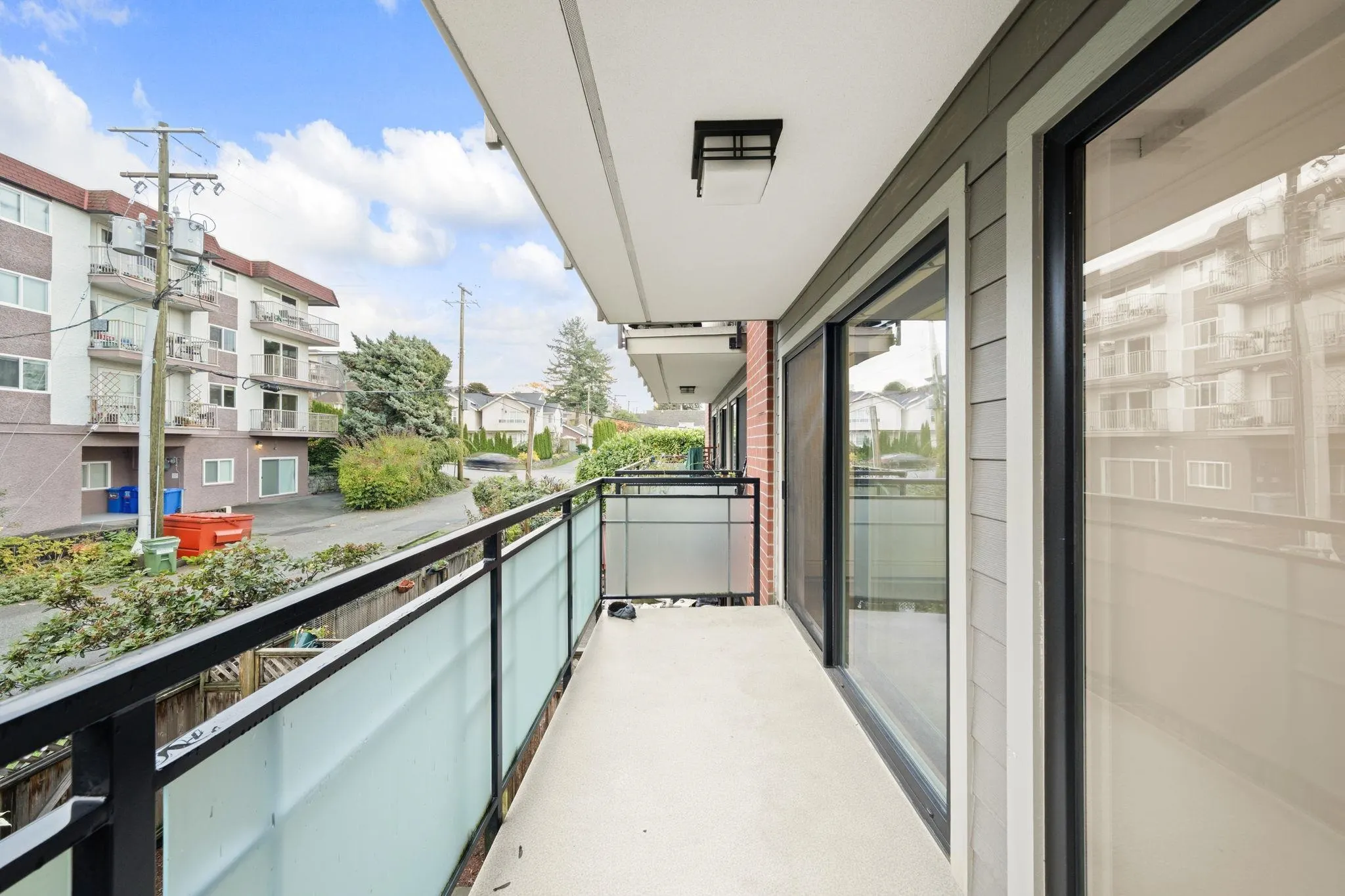 207 360 E 2nd Street