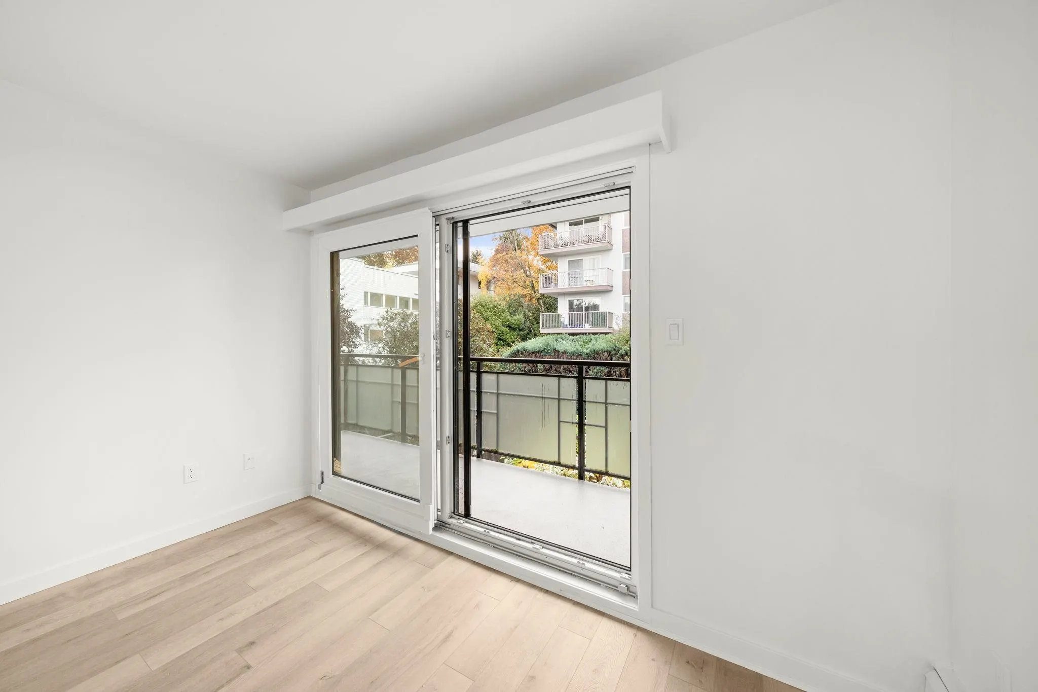 207 360 E 2nd Street