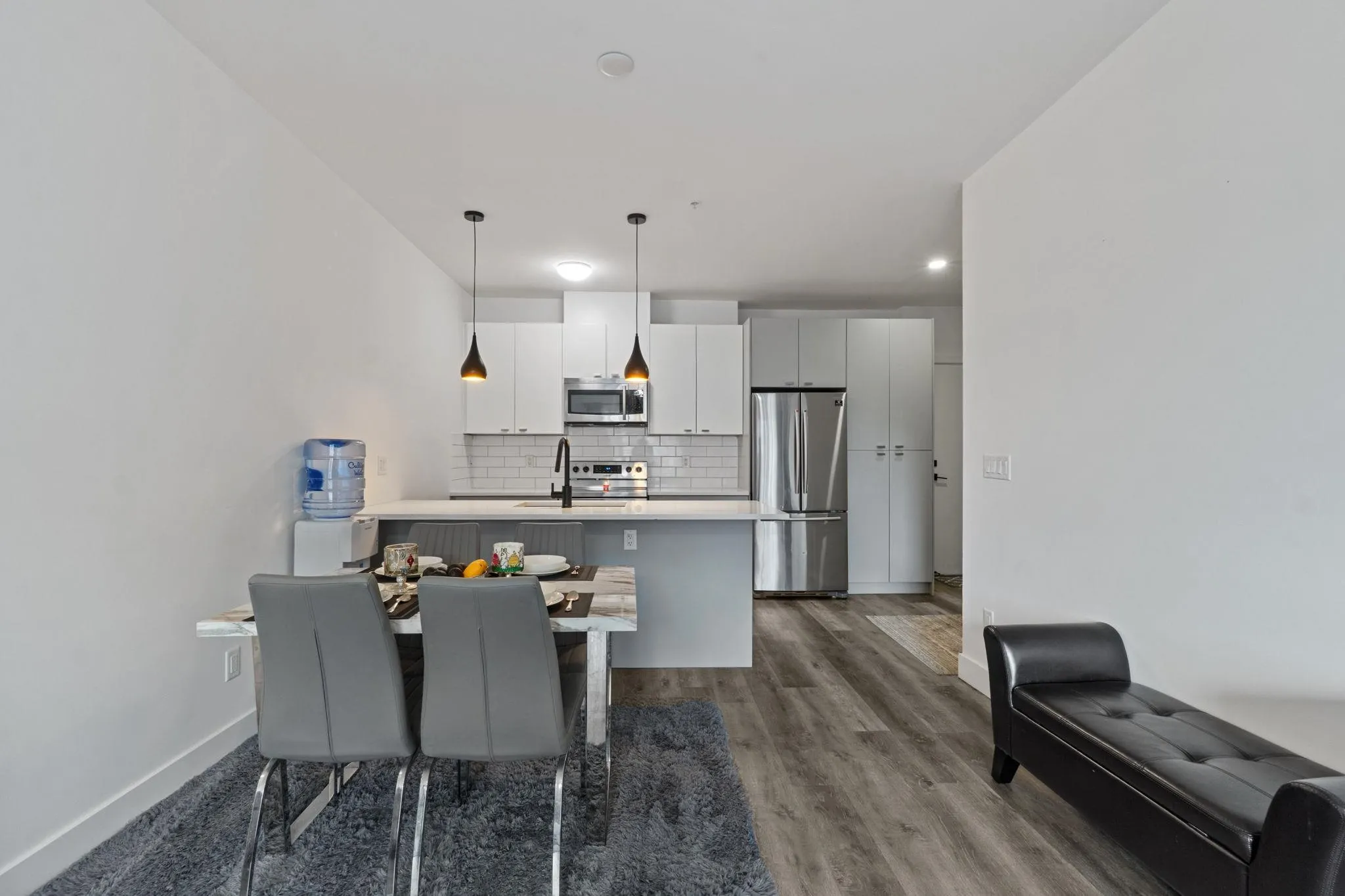 PH14 12320 222 Street