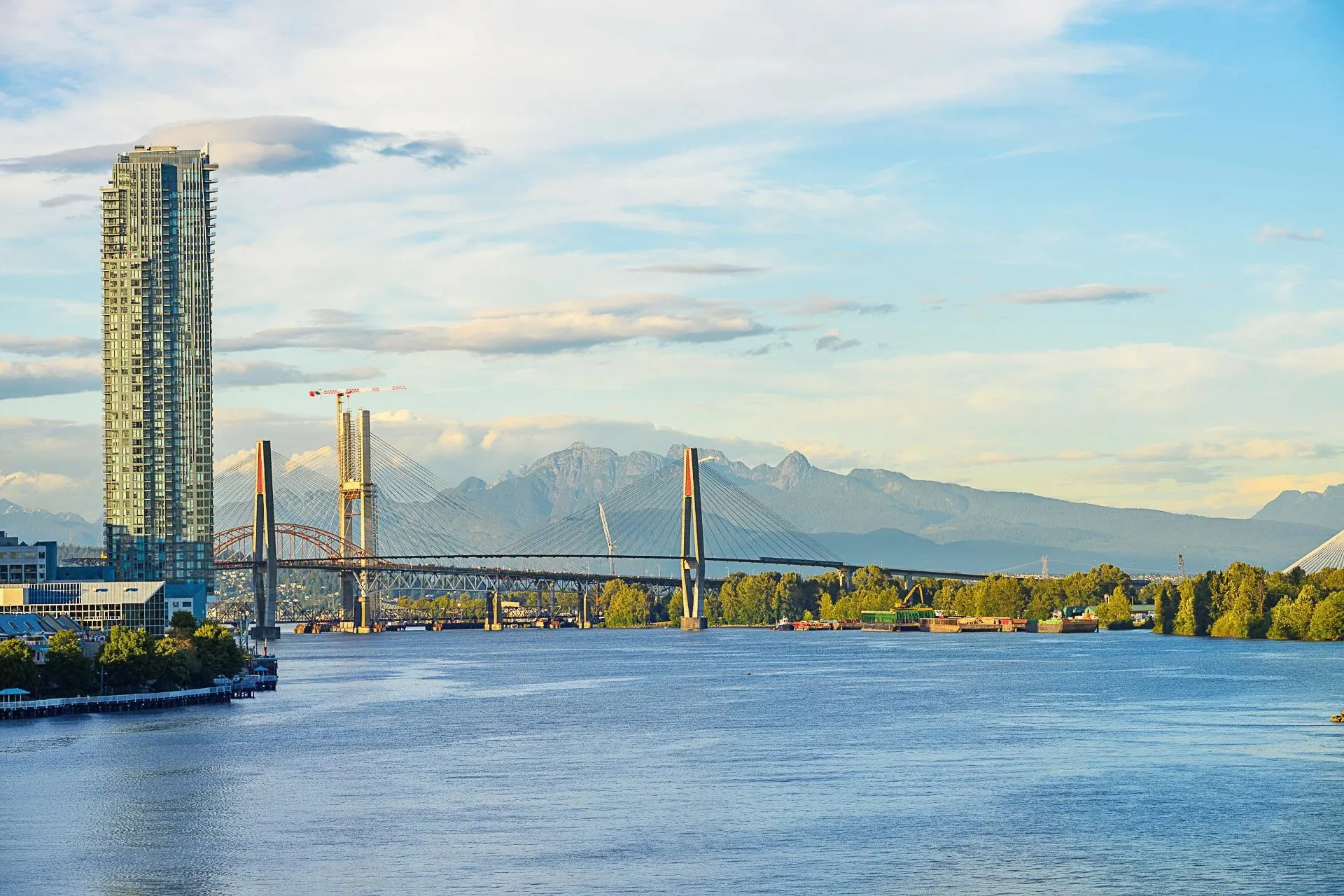 416 220 Salter Street