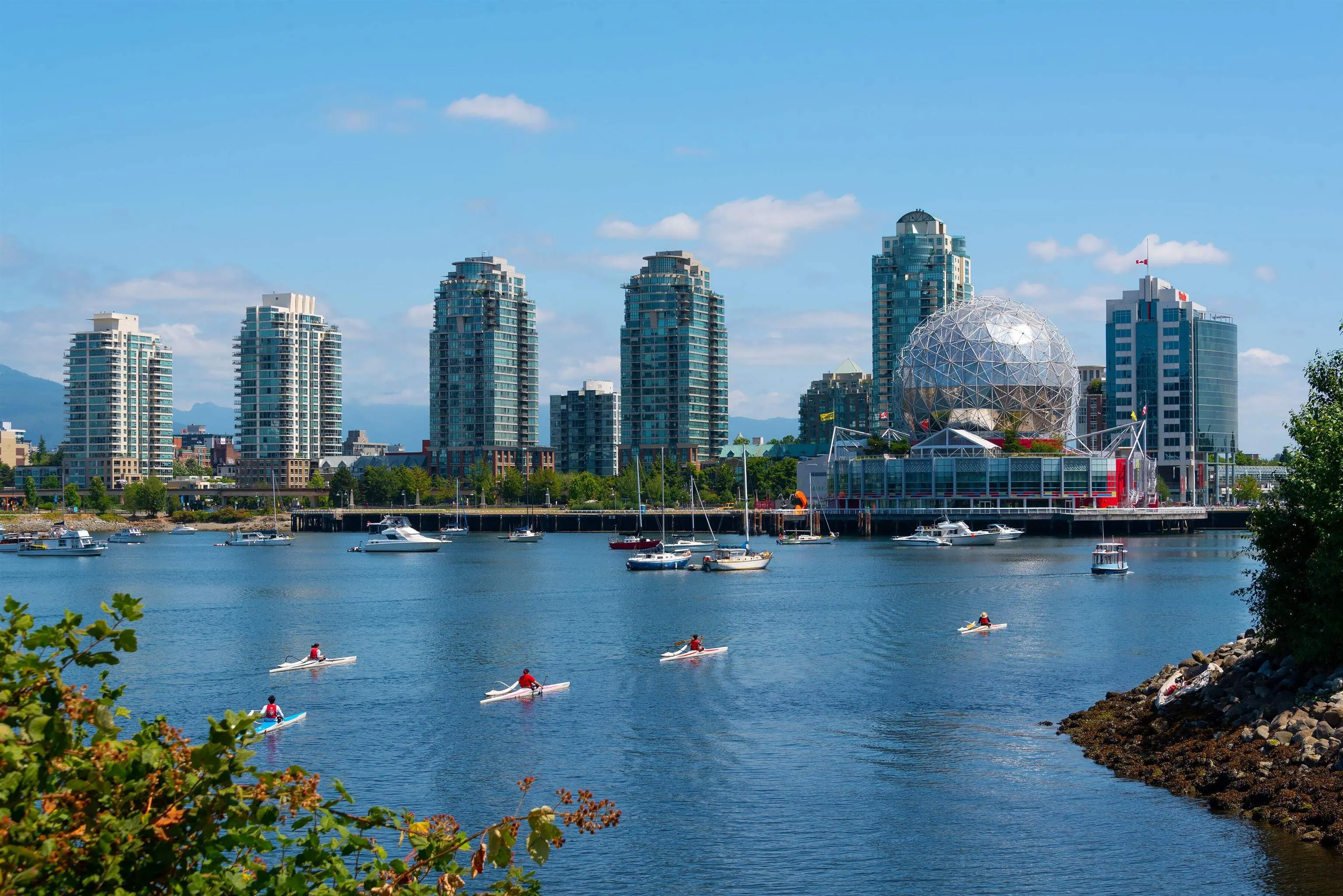 208 1788 Columbia Street