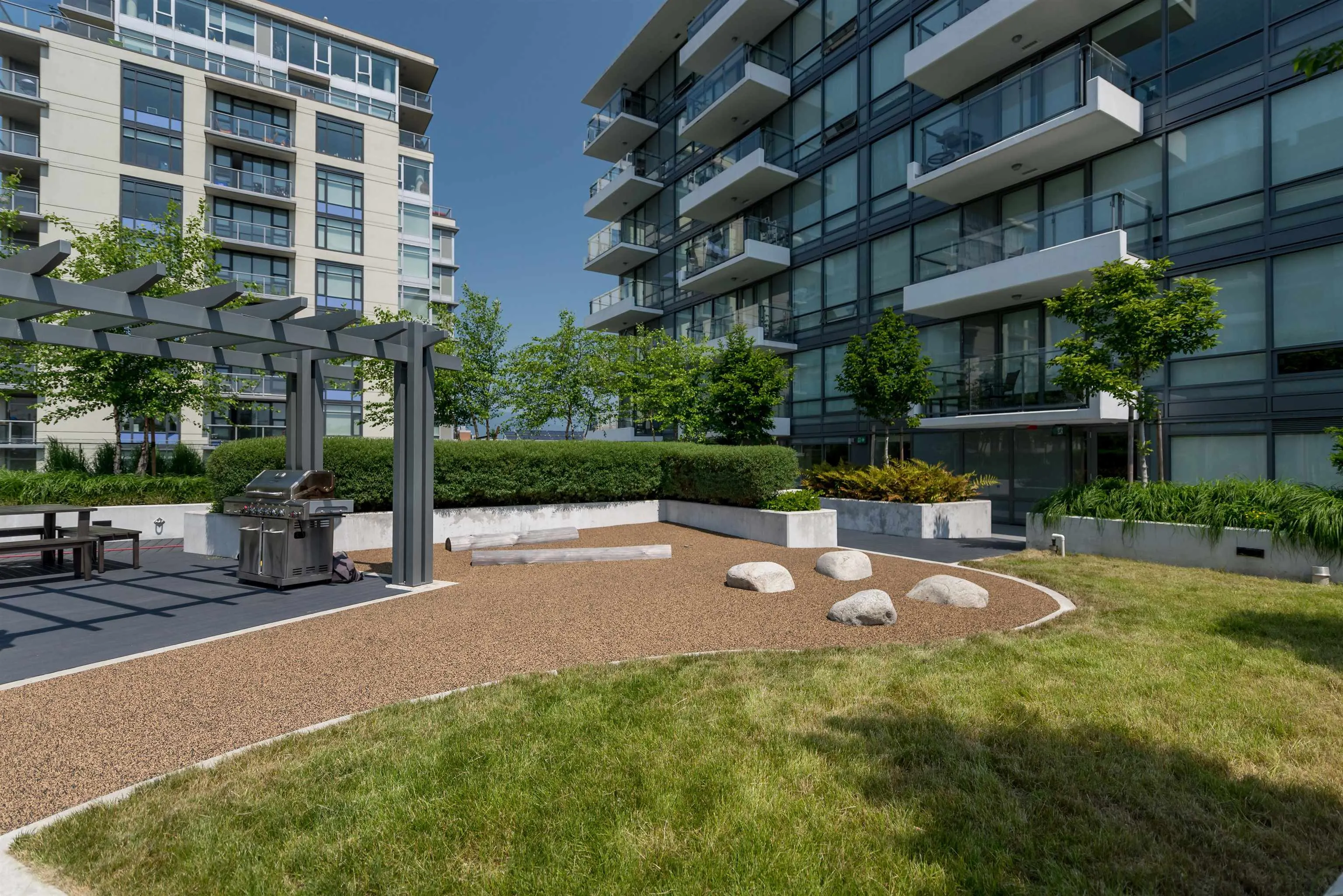 208 1788 Columbia Street