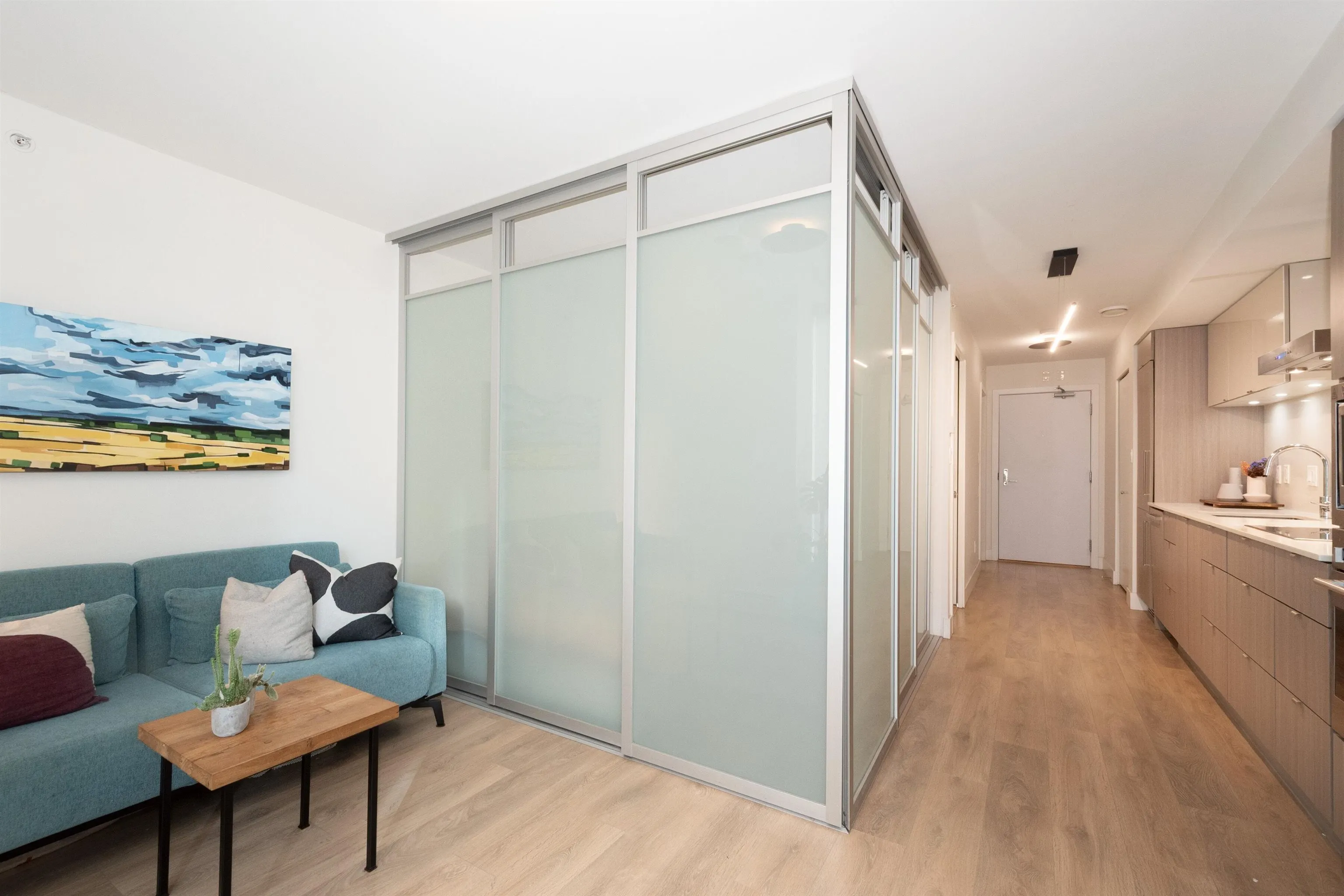 208 1788 Columbia Street