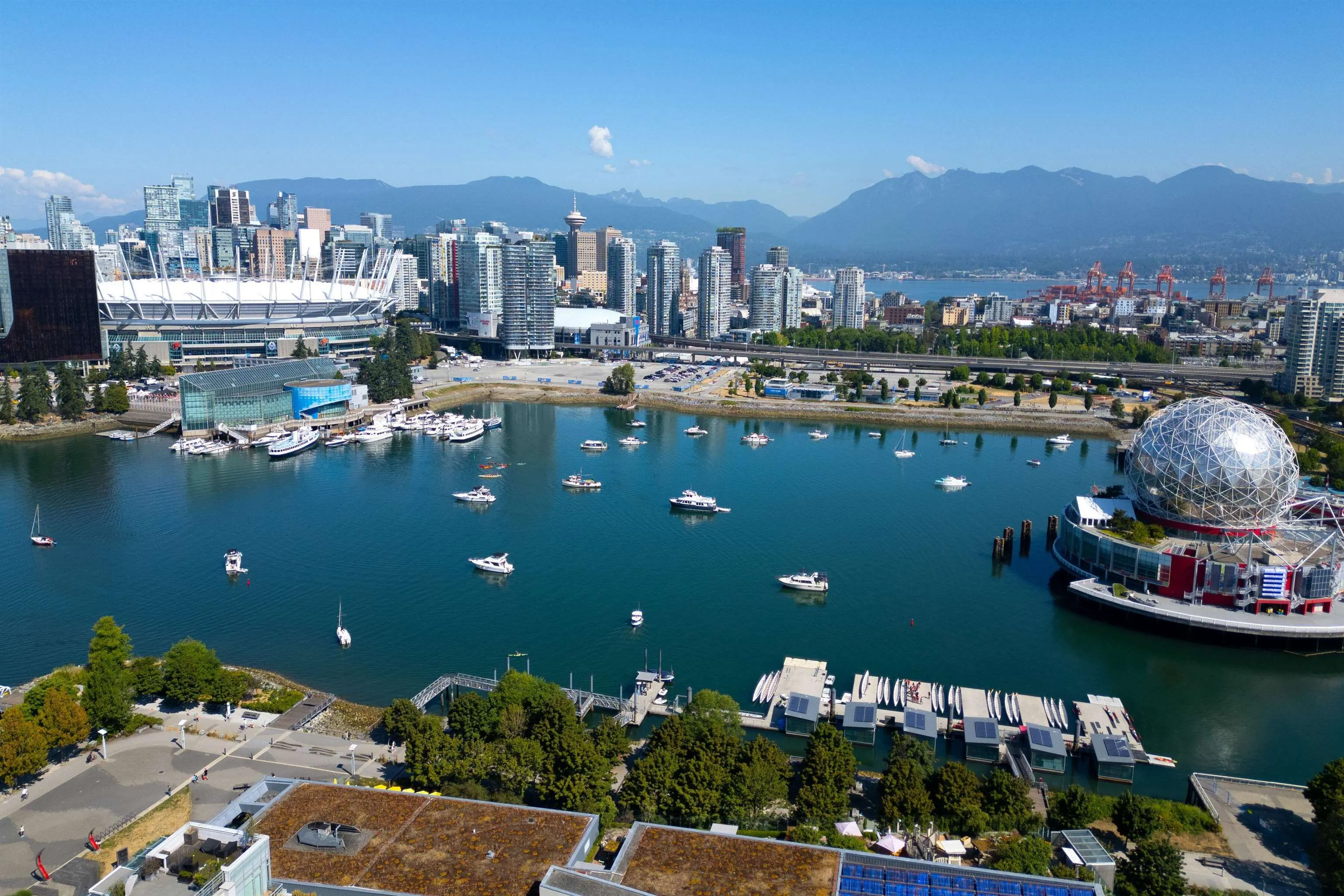 208 1788 Columbia Street