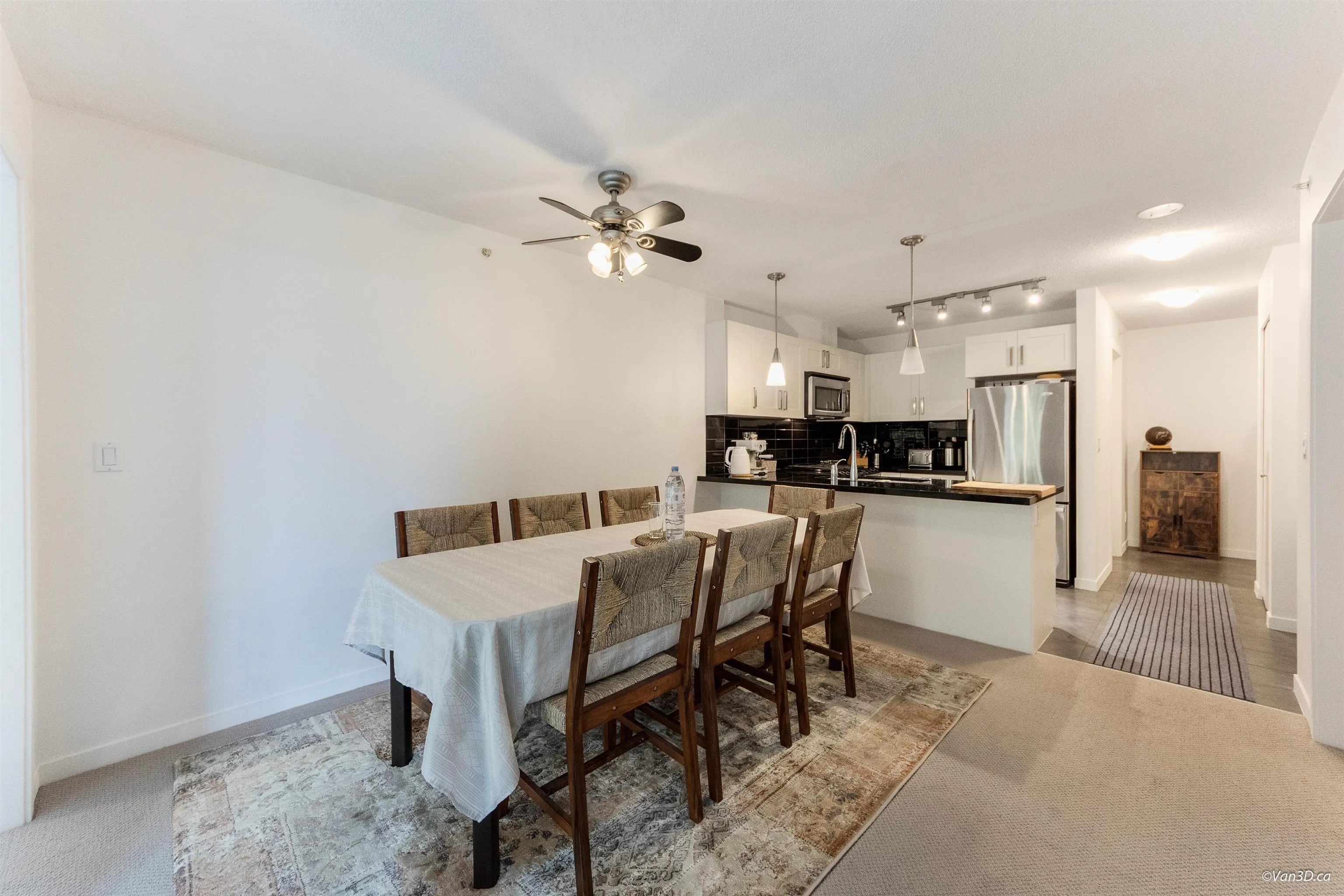 209 2133 Douglas Road