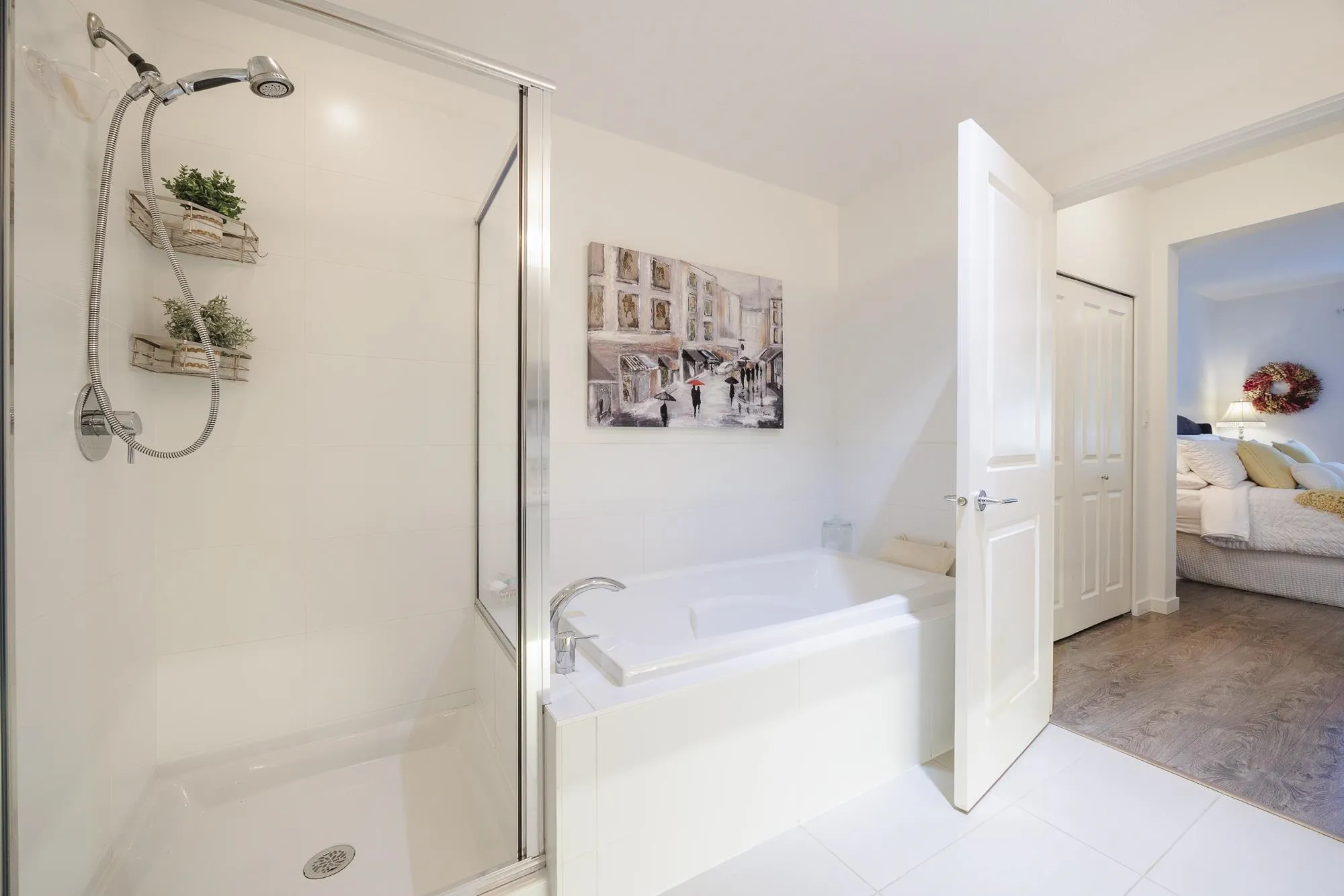 93 6450 187th Street