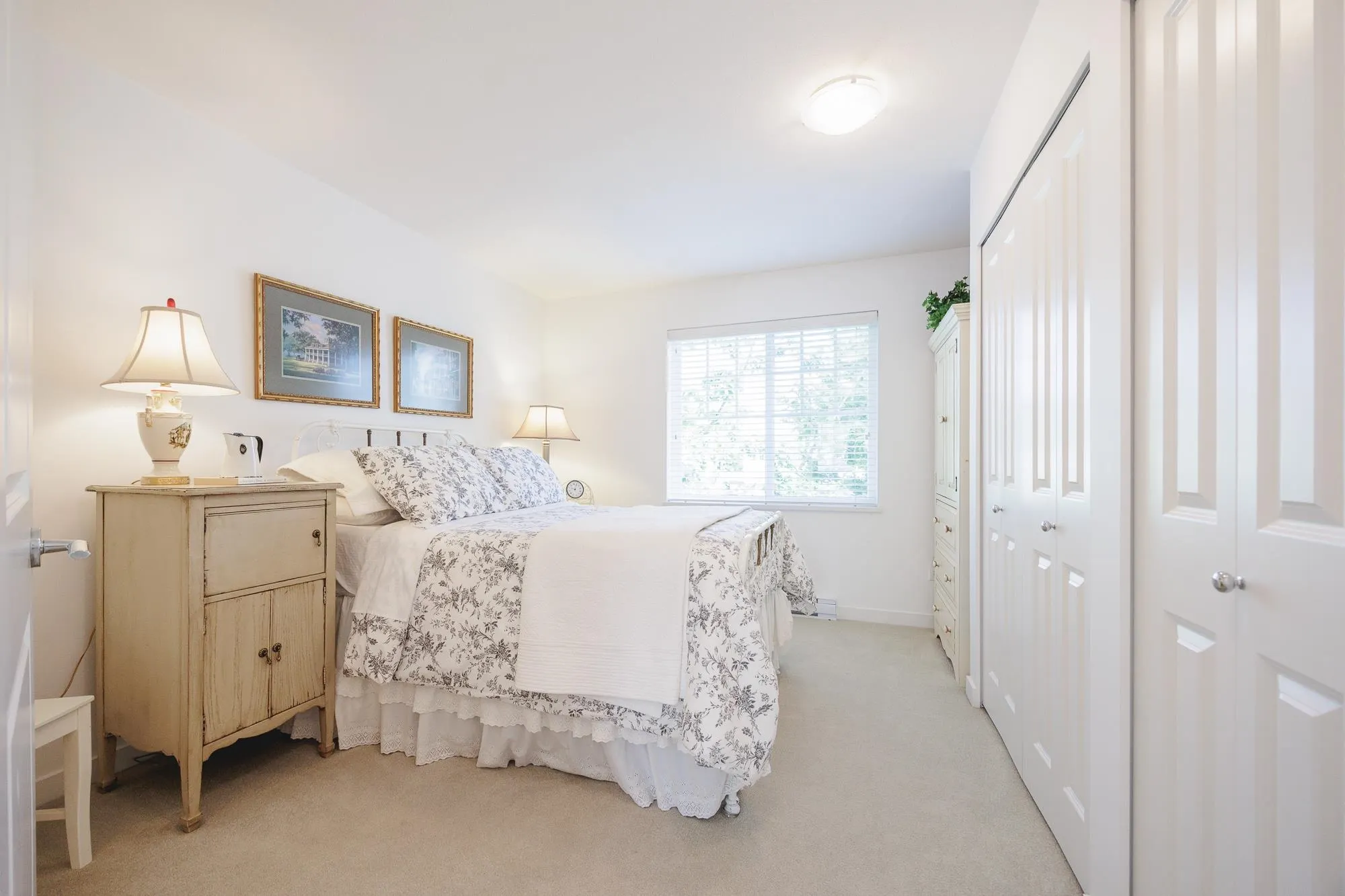 93 6450 187th Street