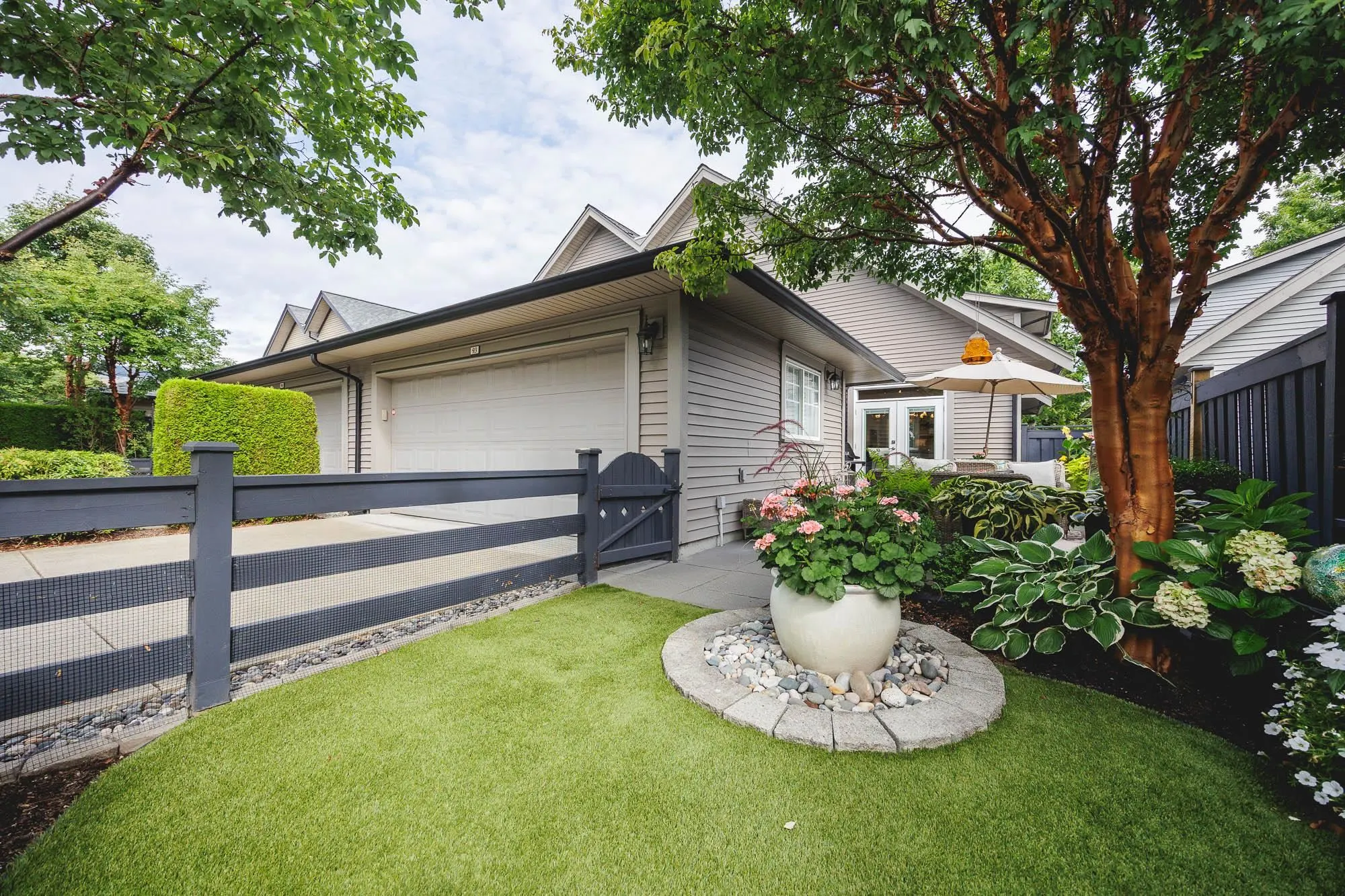 93 6450 187th Street