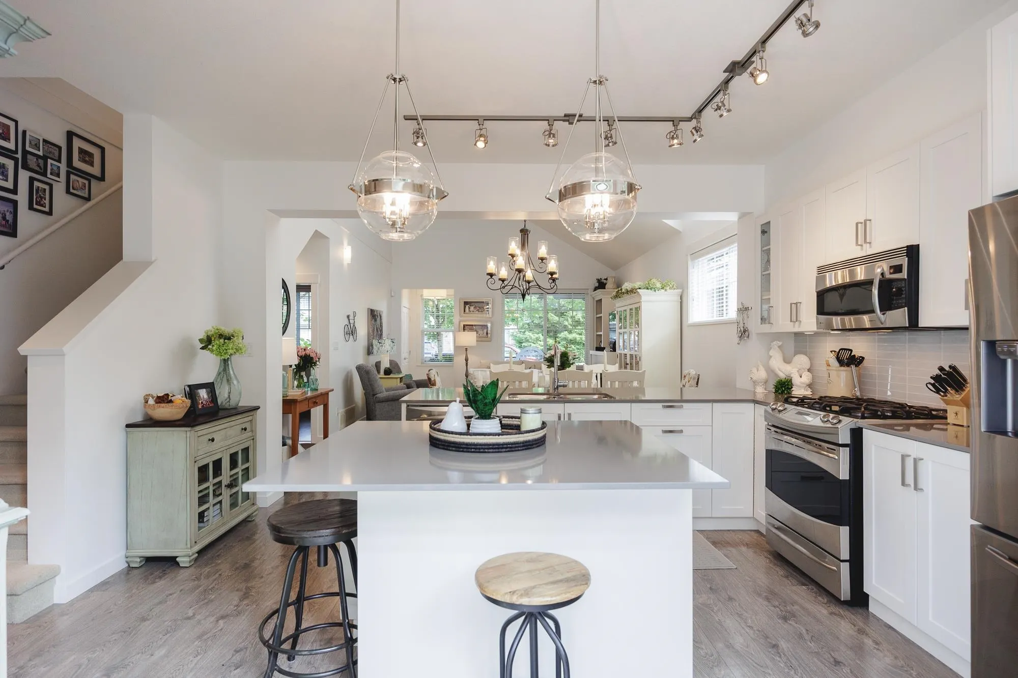 93 6450 187th Street