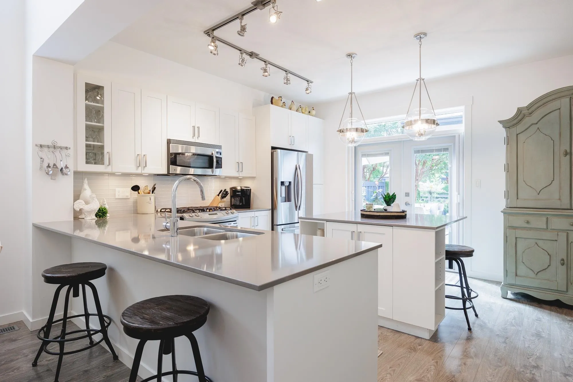 93 6450 187th Street