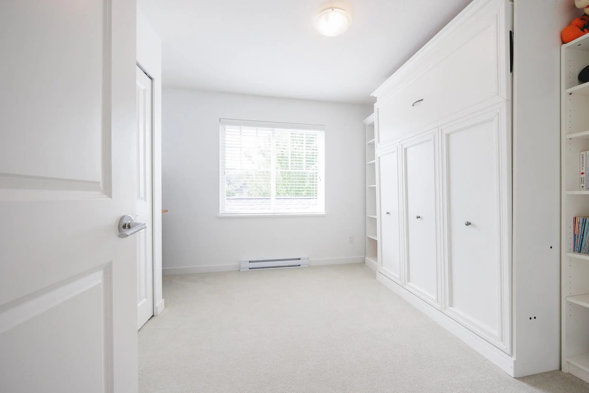 93 6450 187th Street