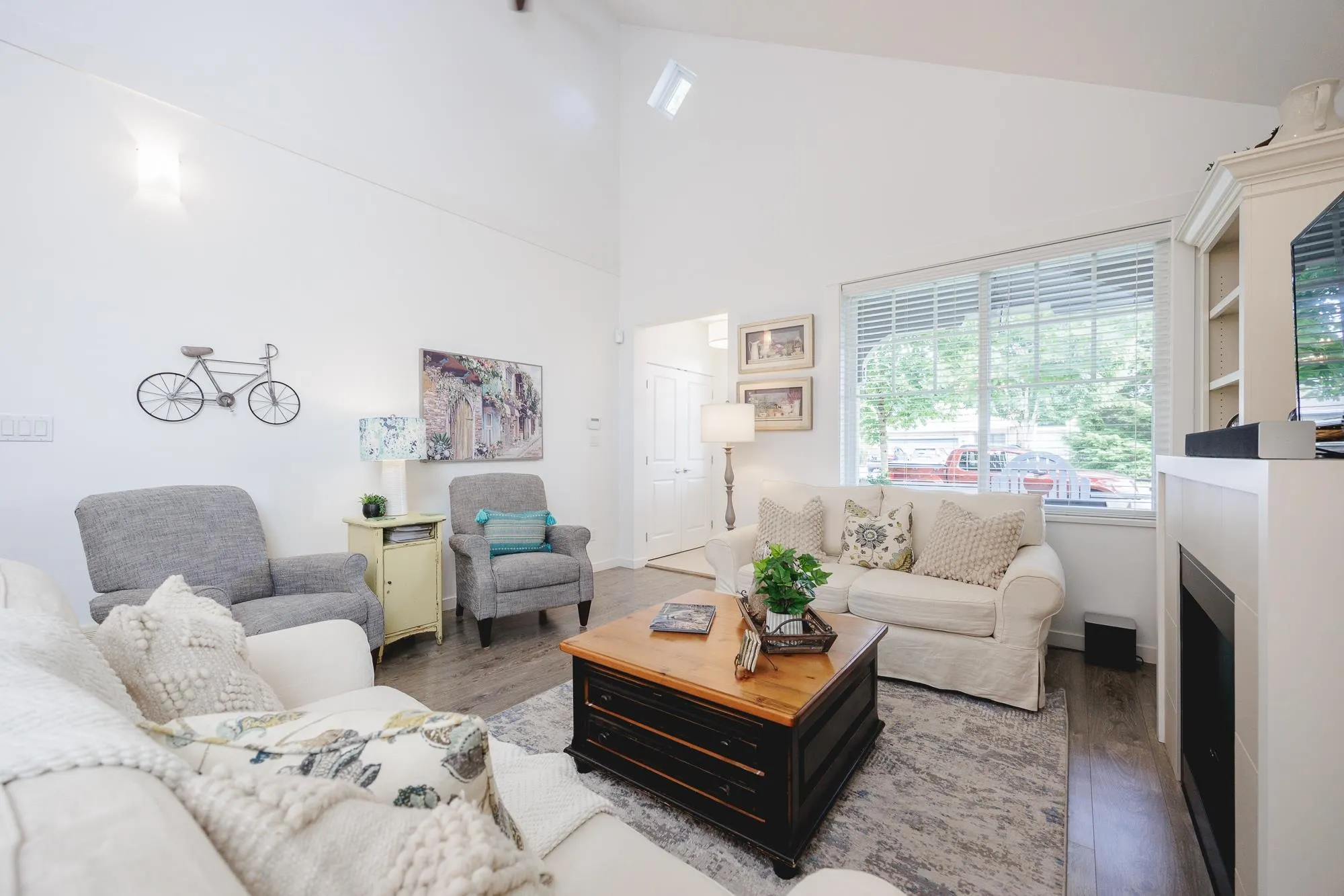 93 6450 187th Street