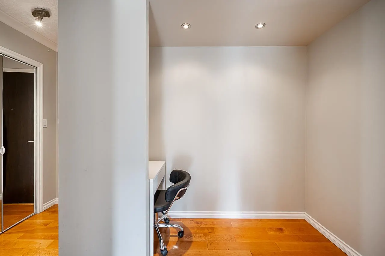 601 1510 W 1st Avenue