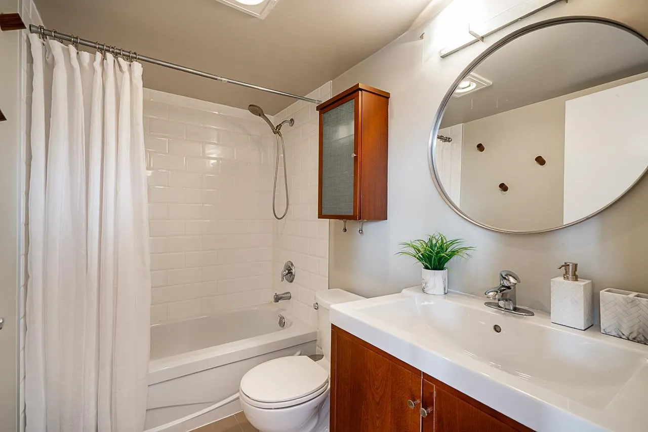 601 1510 W 1st Avenue