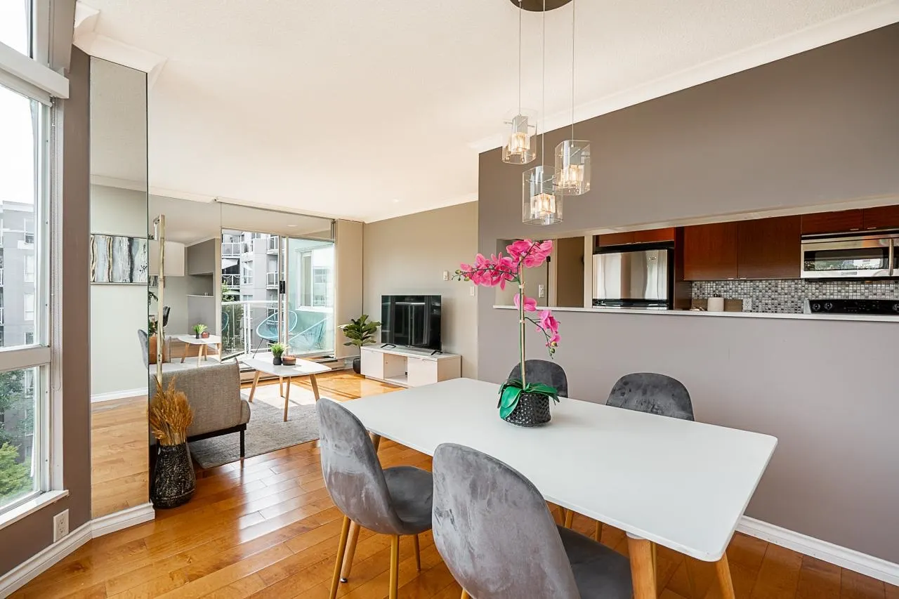 601 1510 W 1st Avenue