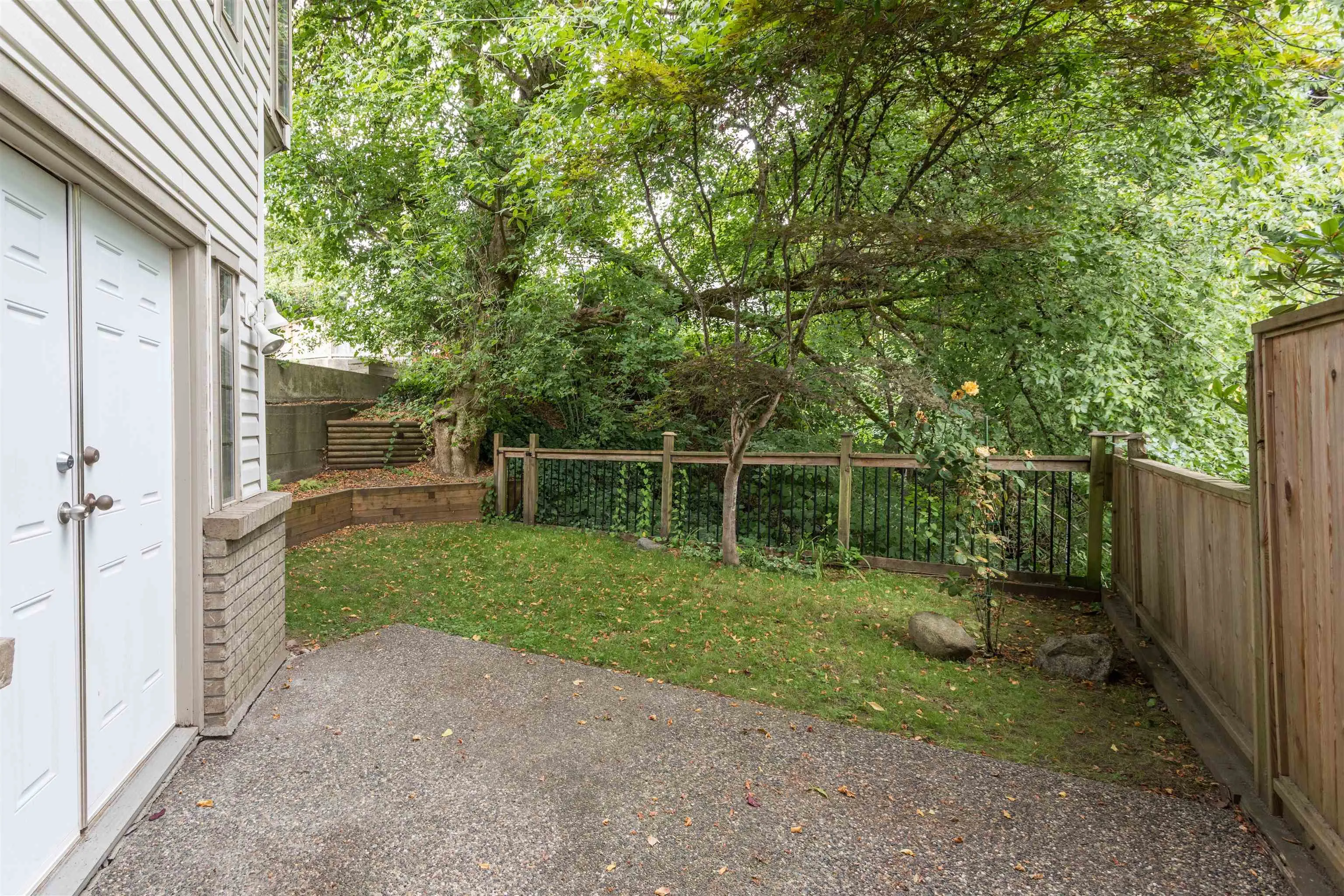 1005 Alderson Avenue