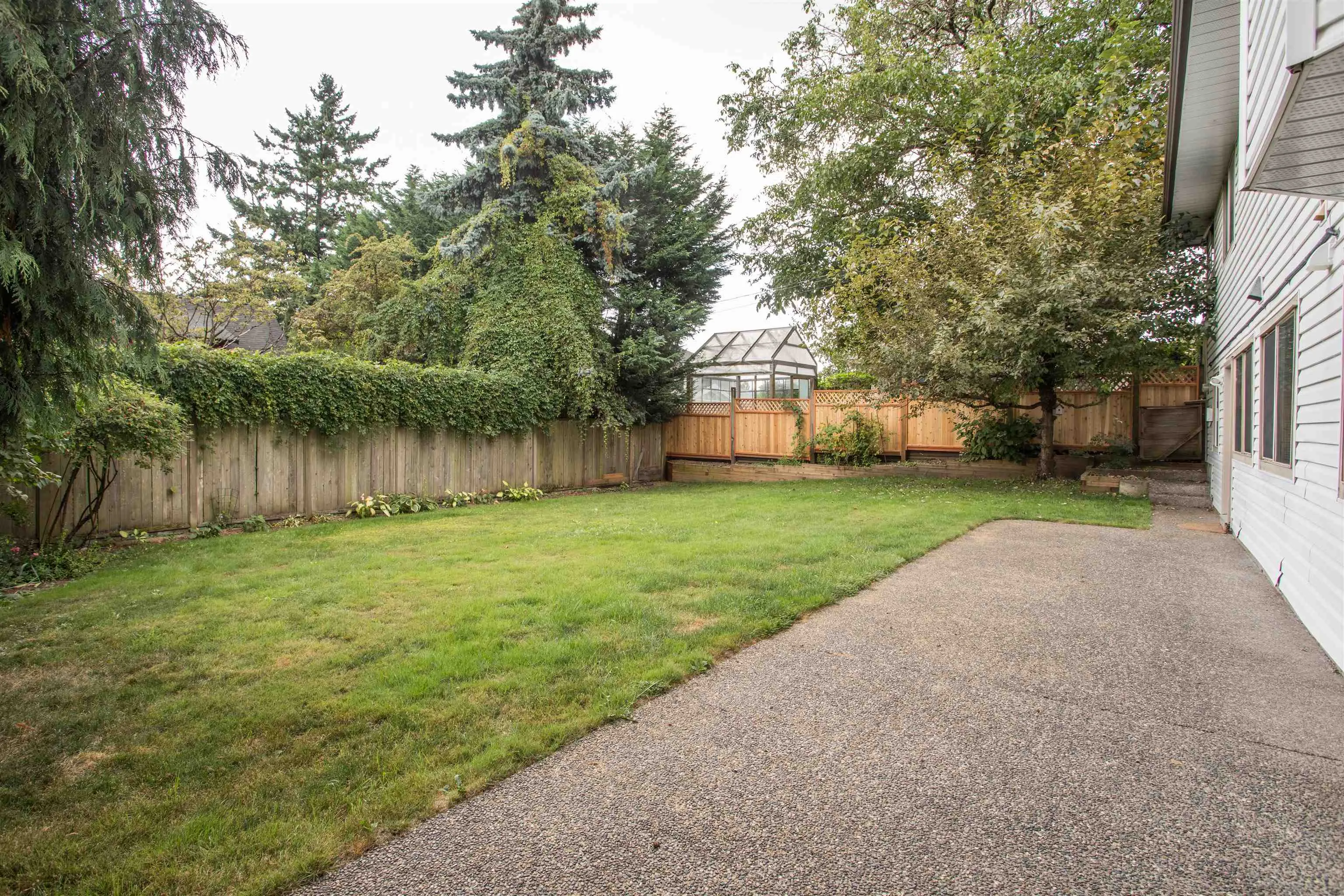 1005 Alderson Avenue