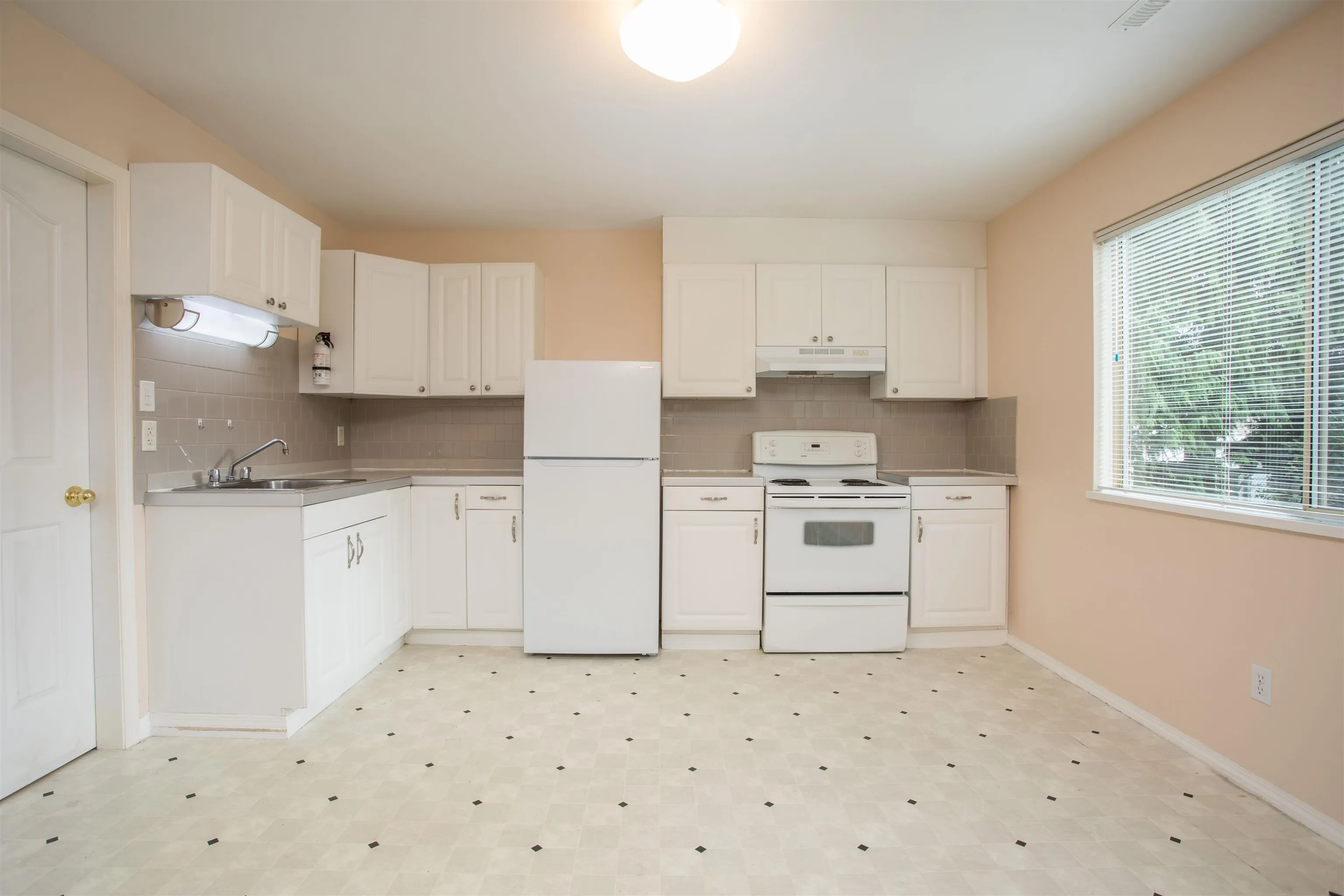 1005 Alderson Avenue