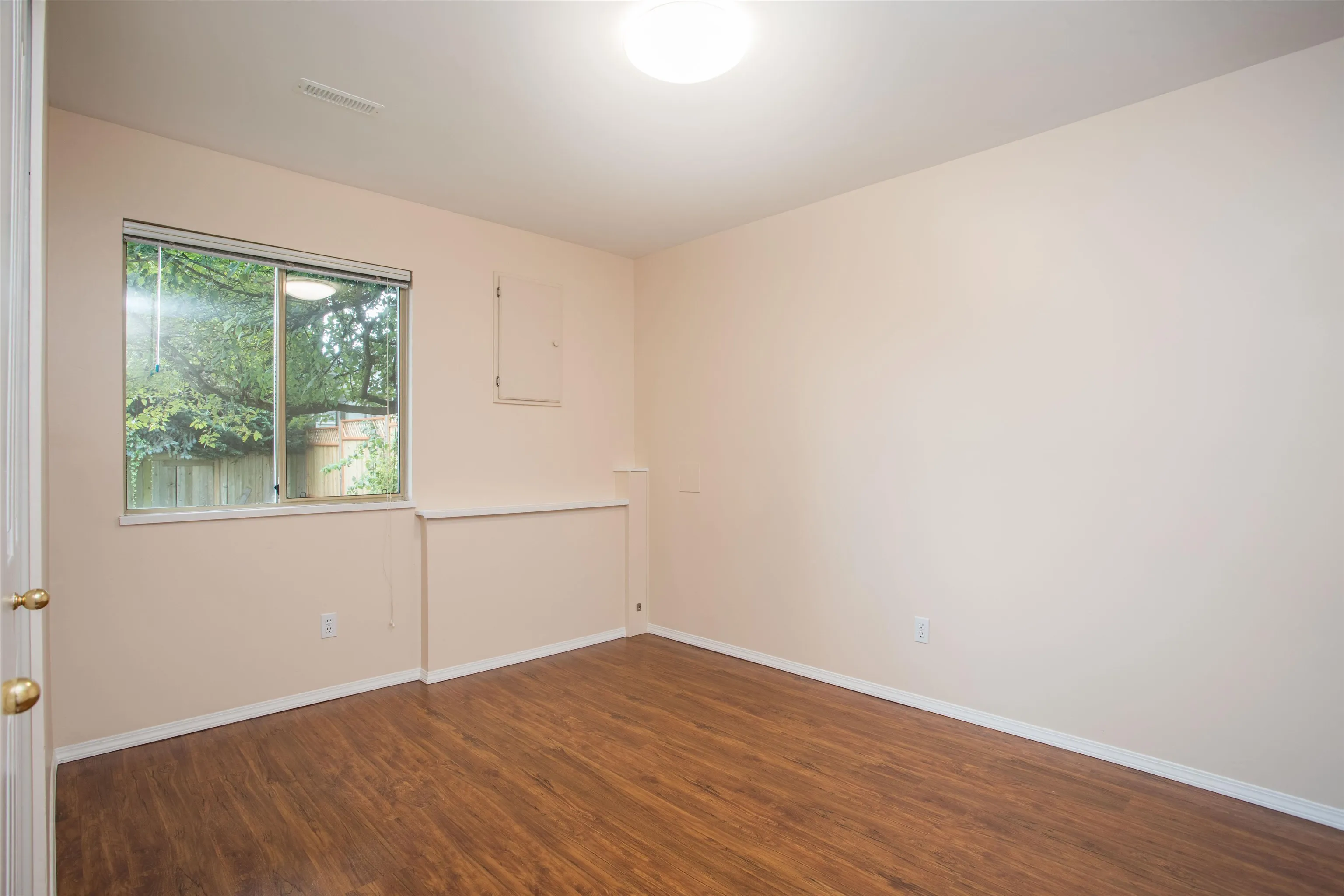 1005 Alderson Avenue