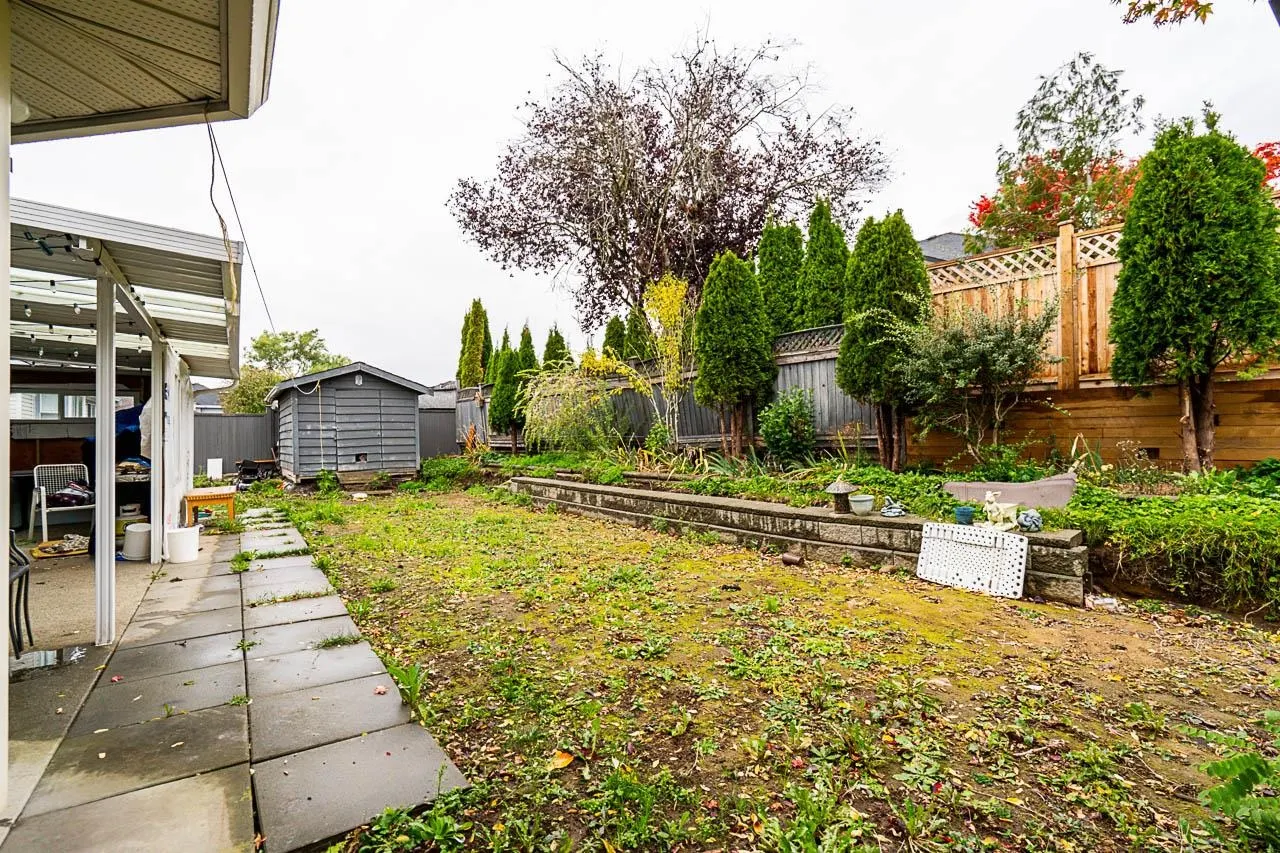 18661 56 Avenue Avenue