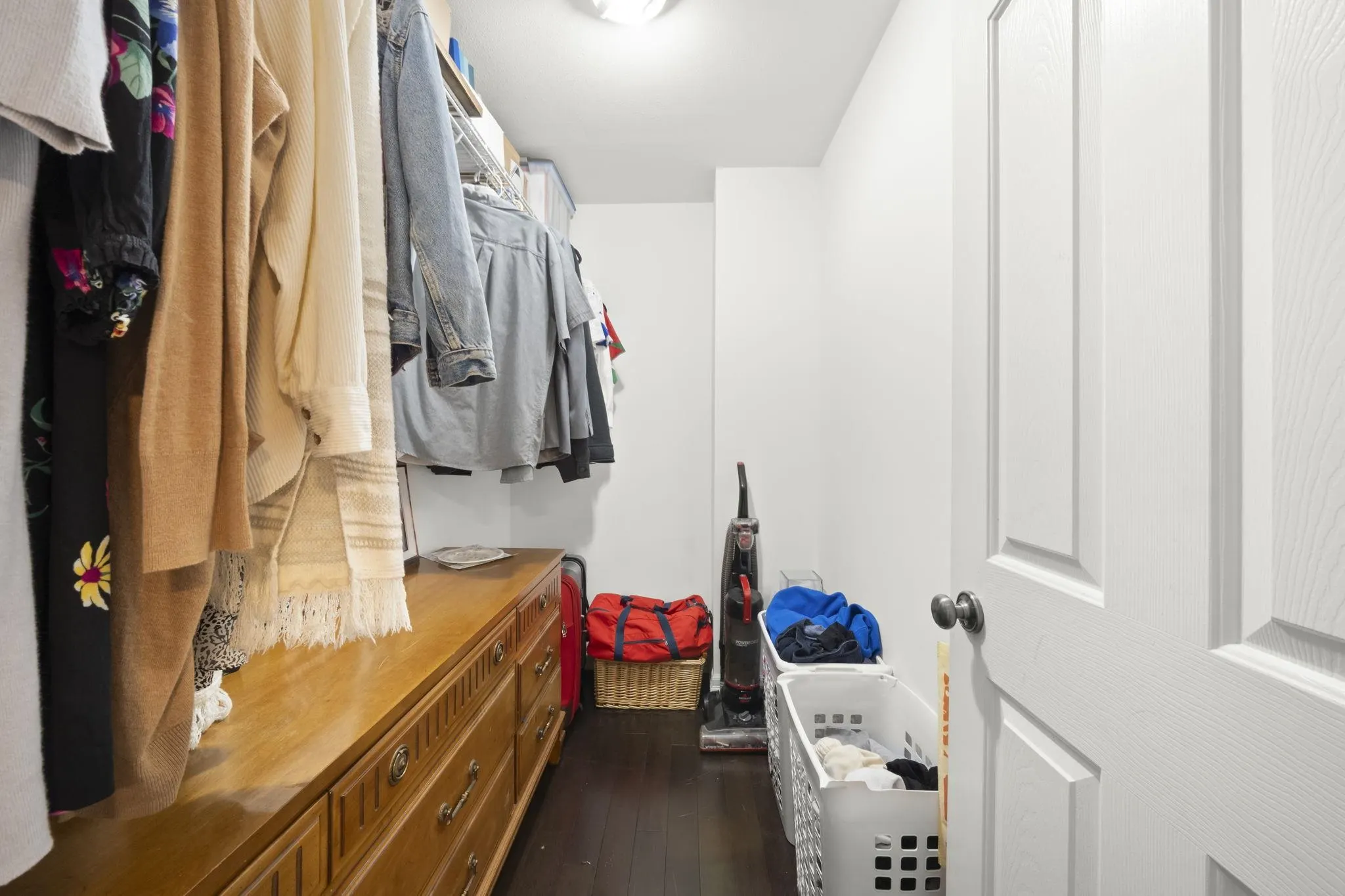 10 6887 Sheffield Way