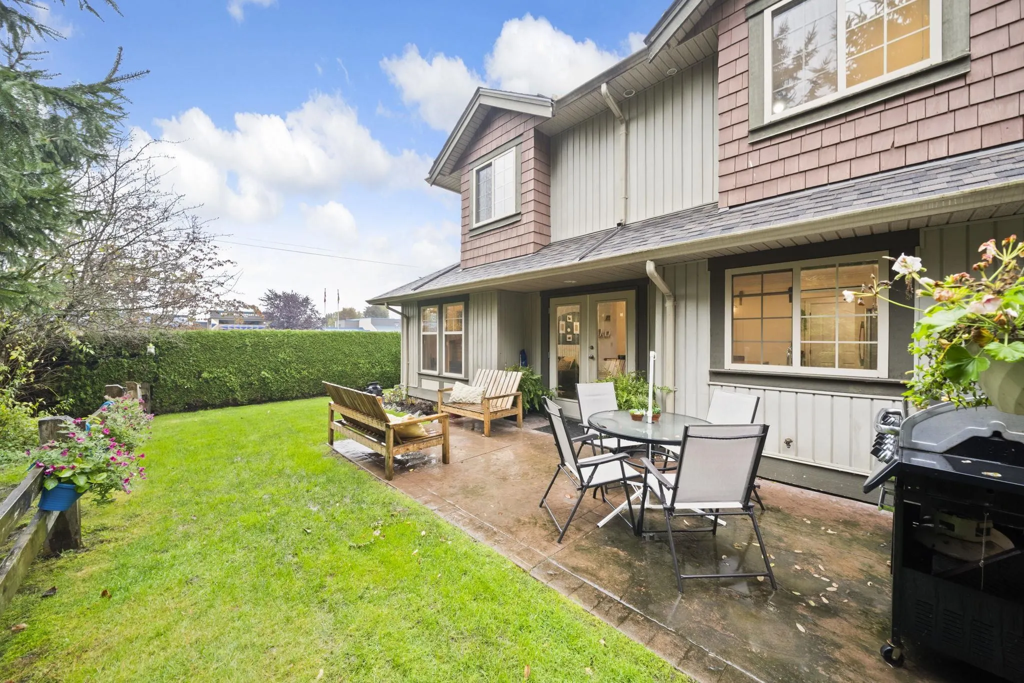 10 6887 Sheffield Way