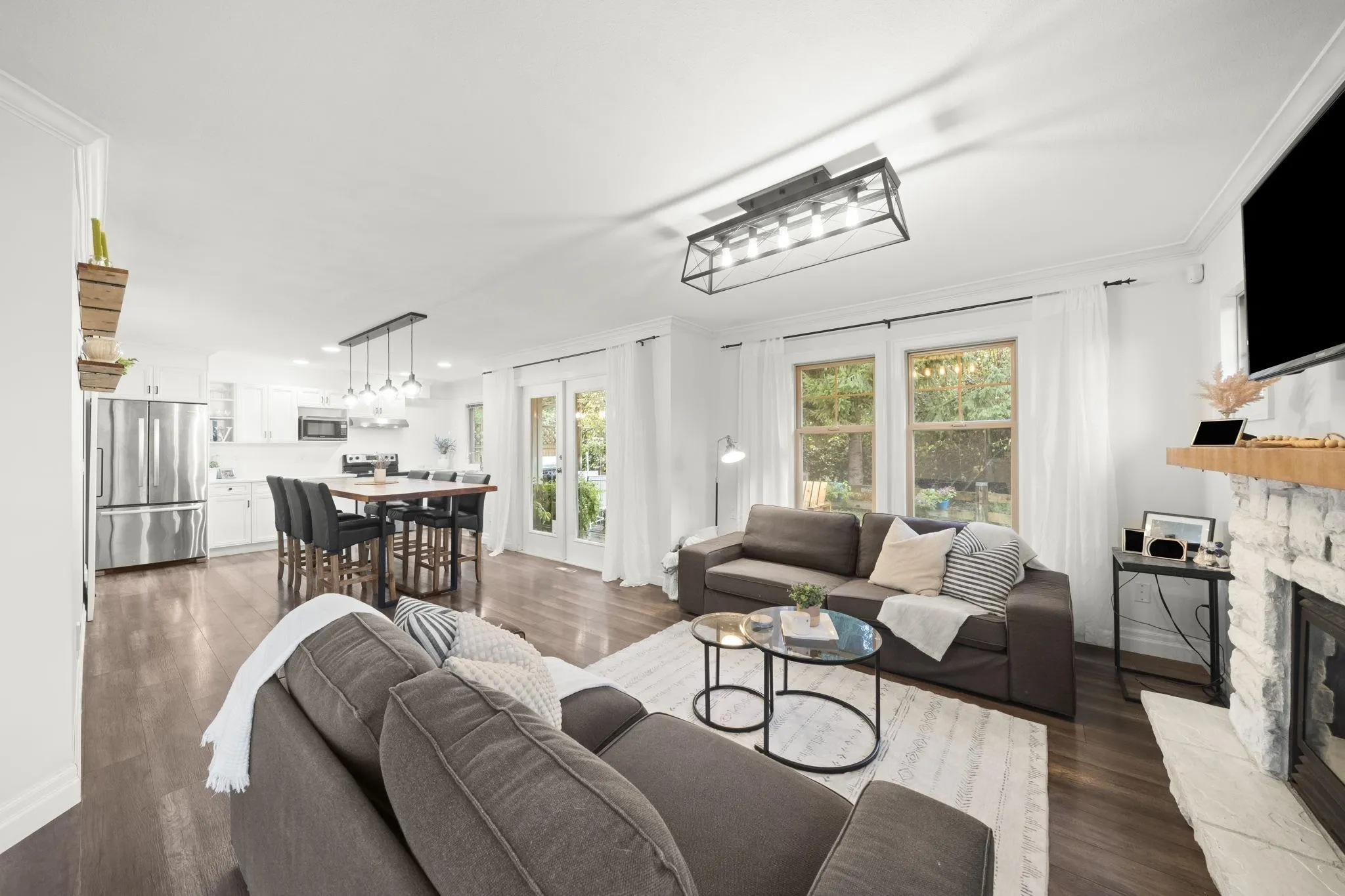 10 6887 Sheffield Way