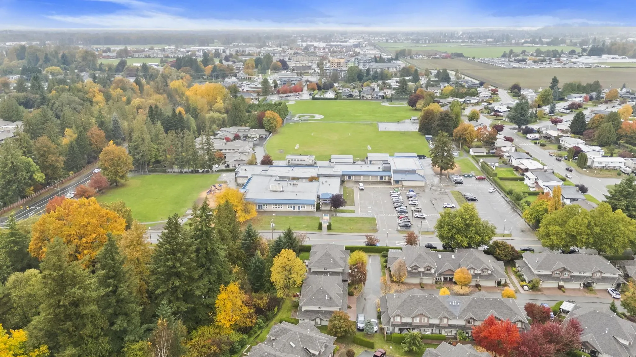 10 6887 Sheffield Way