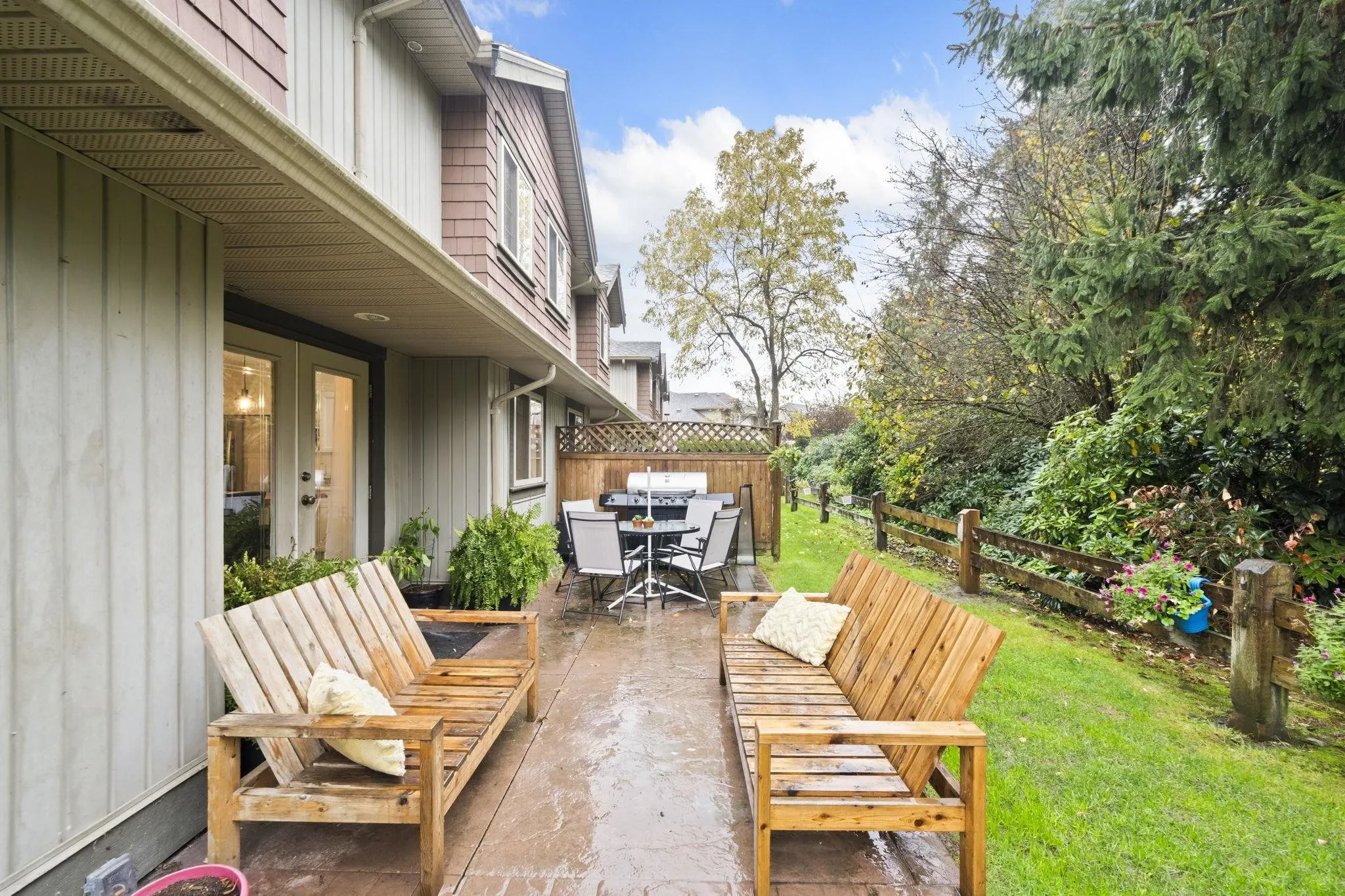 10 6887 Sheffield Way