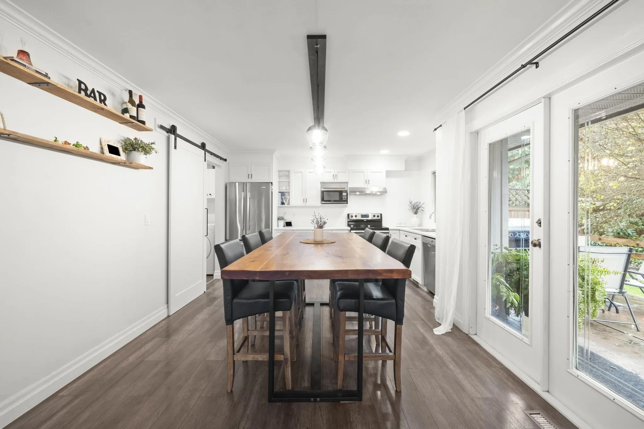 10 6887 Sheffield Way