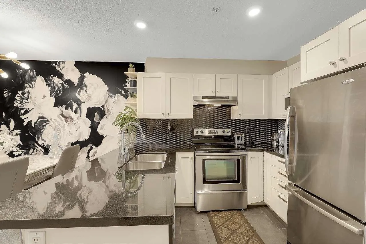 320 4550 S Fraser Street