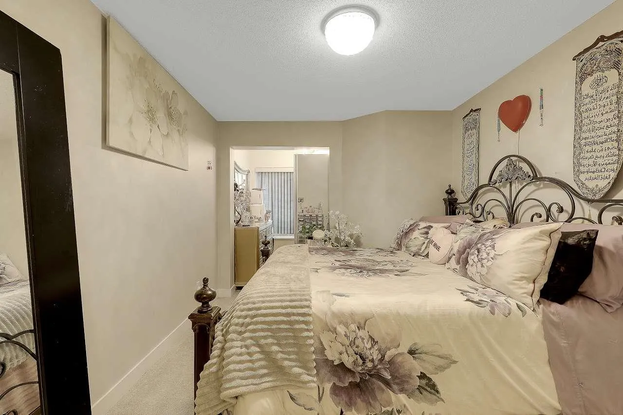 320 4550 S Fraser Street