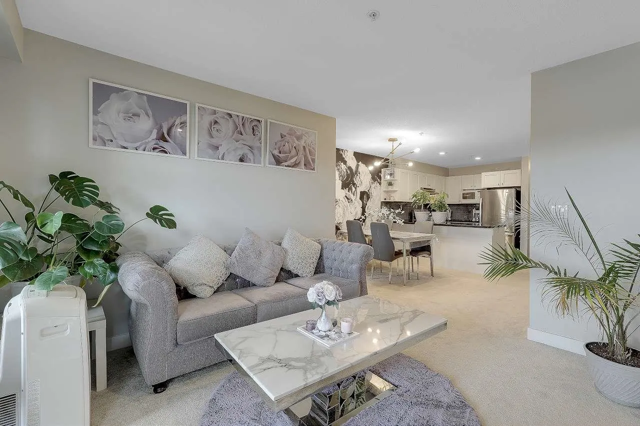 320 4550 S Fraser Street